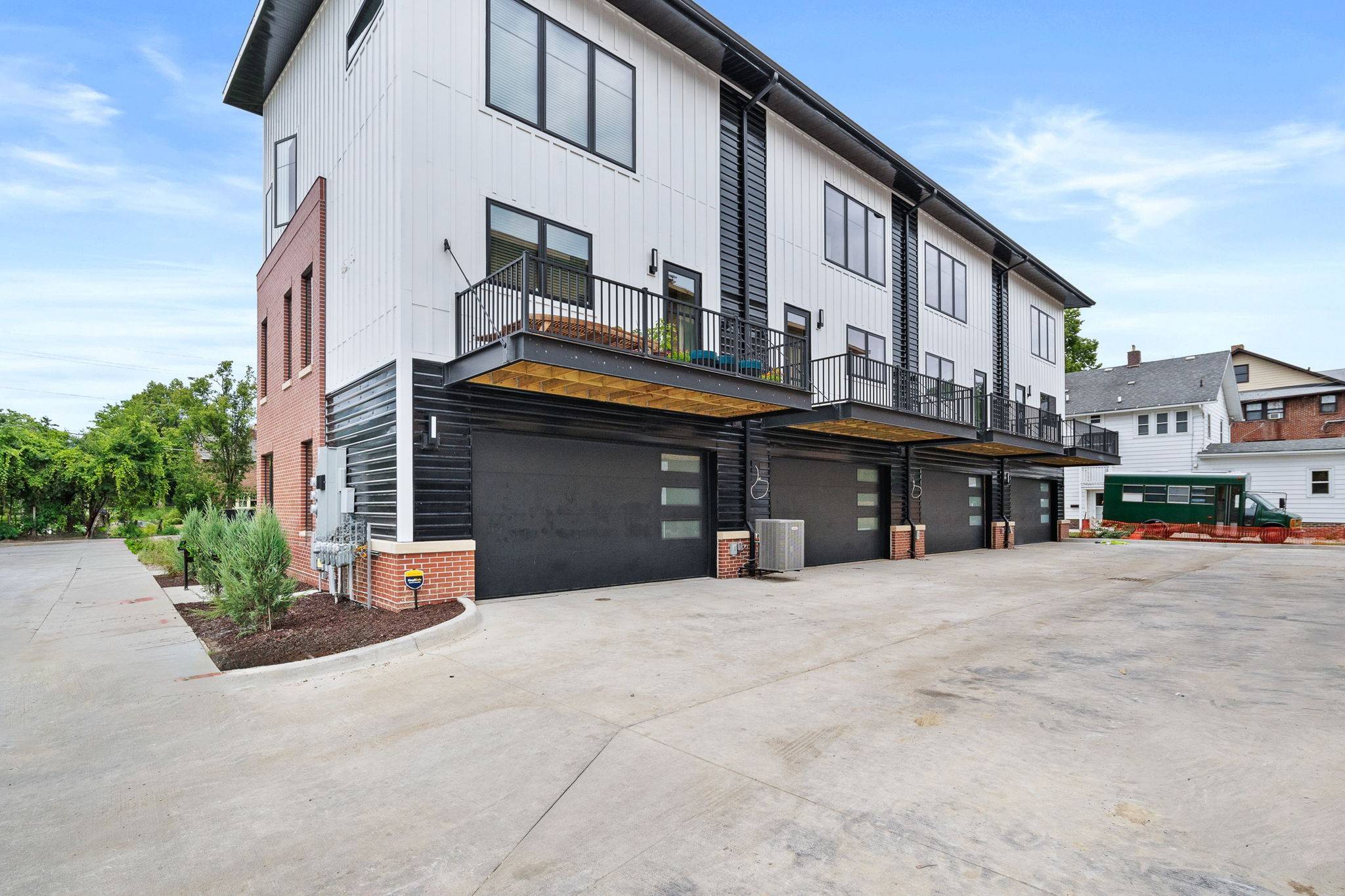 Des Moines, IA 50312,4844 Ingersoll Avenue