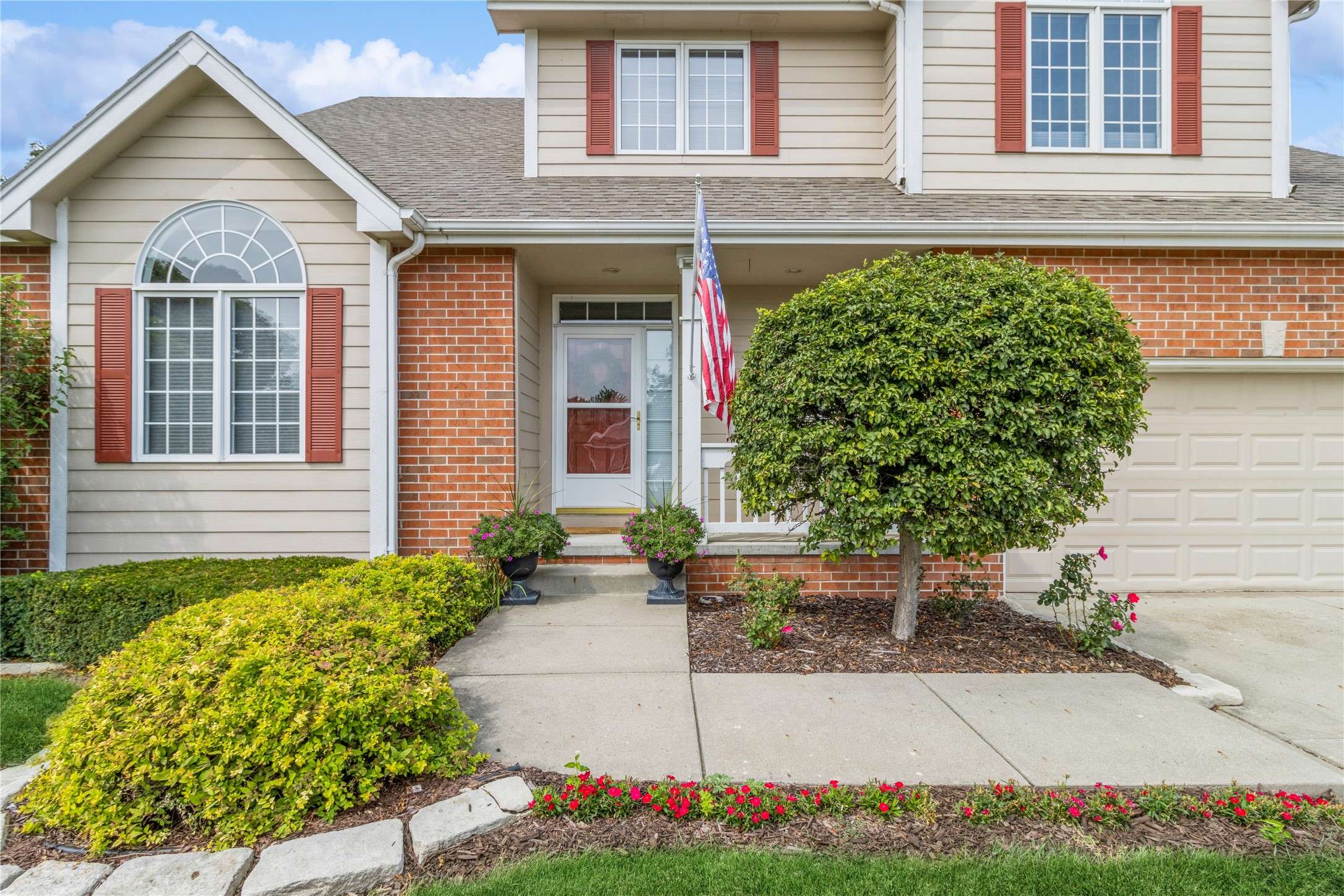 Waukee, IA 50263,830 SE Mapleleaf Lane