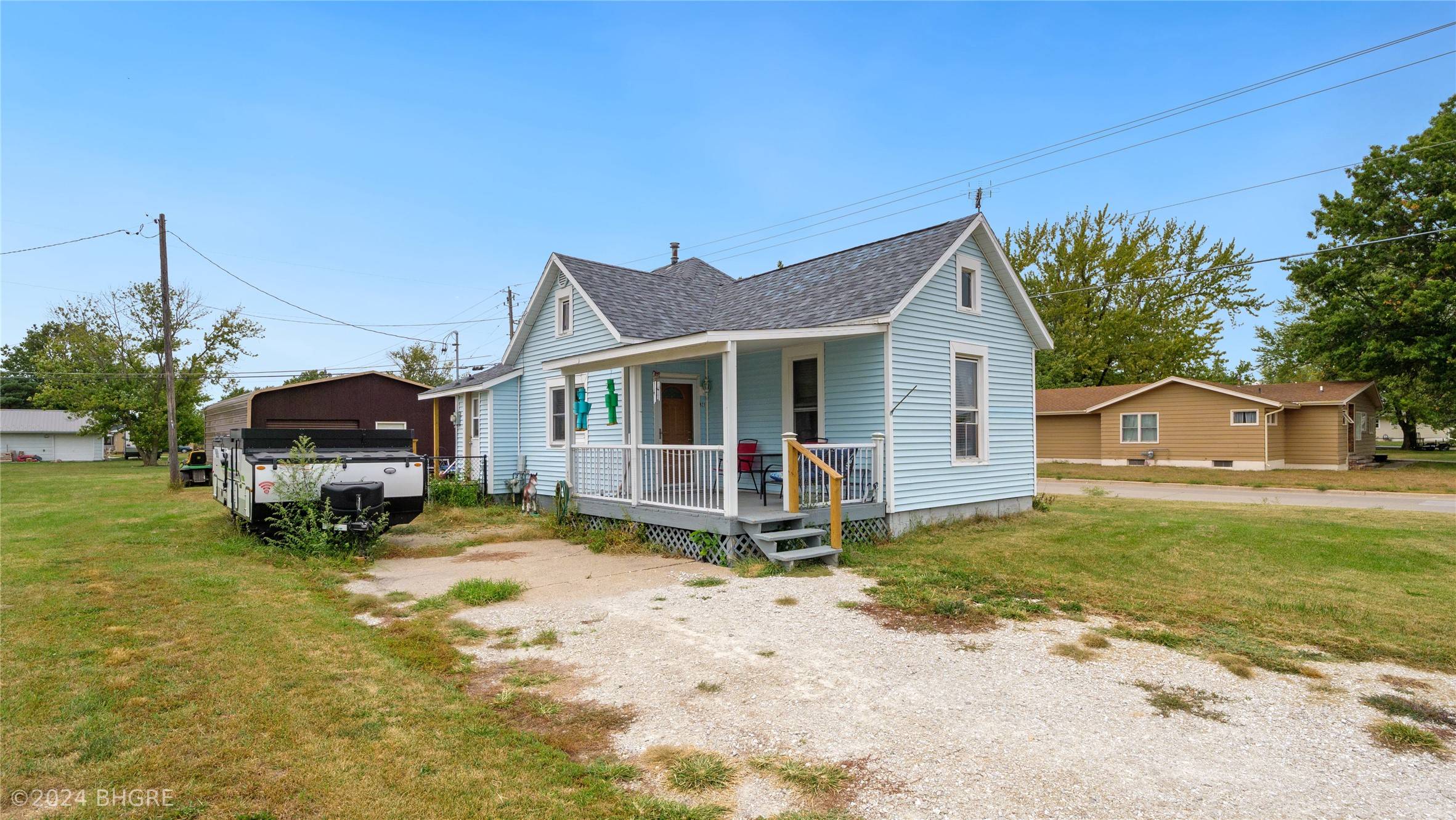 Chariton, IA 50049,921 N 16th Street