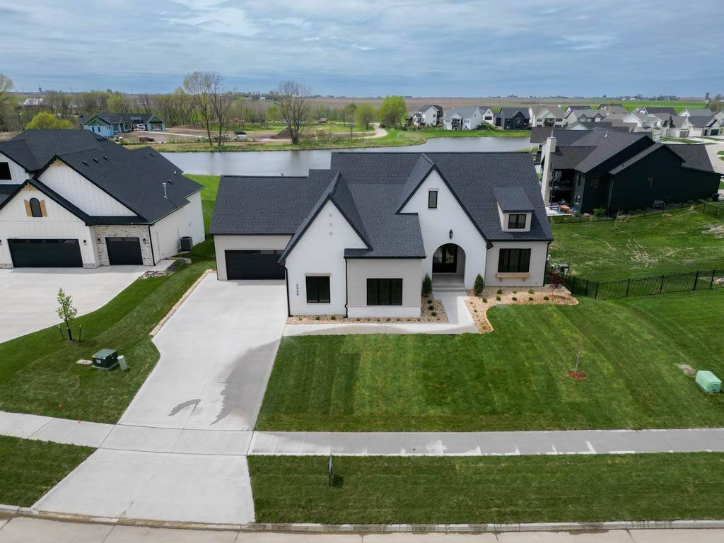 Ankeny, IA 50021,5808 NE Sherman Court
