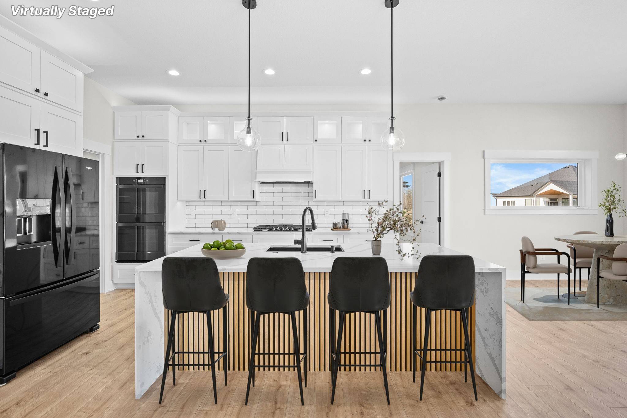 Urbandale, IA 50323,17403 N Valley Drive