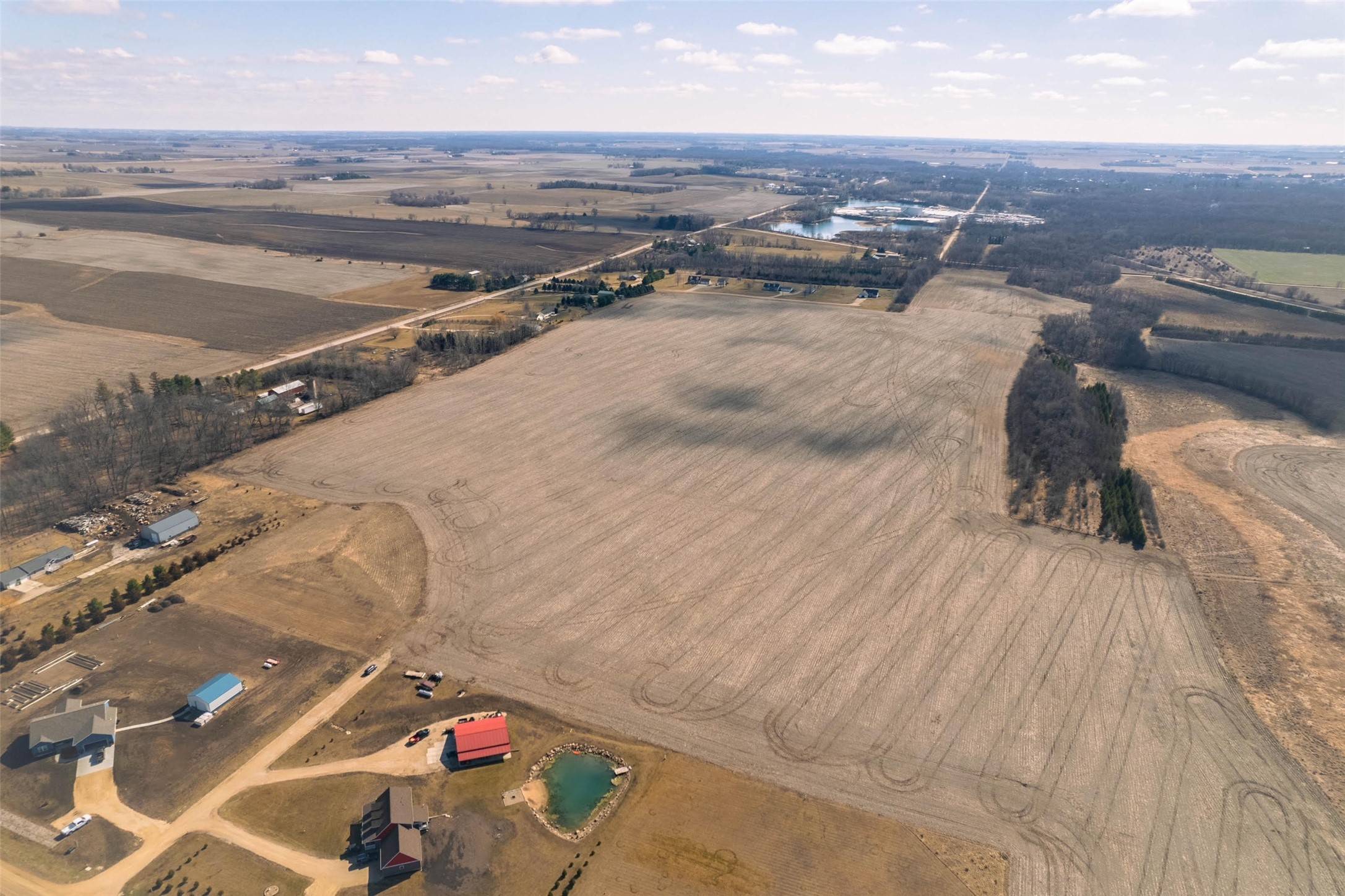 IA 50670,21269 Woodridge Lane