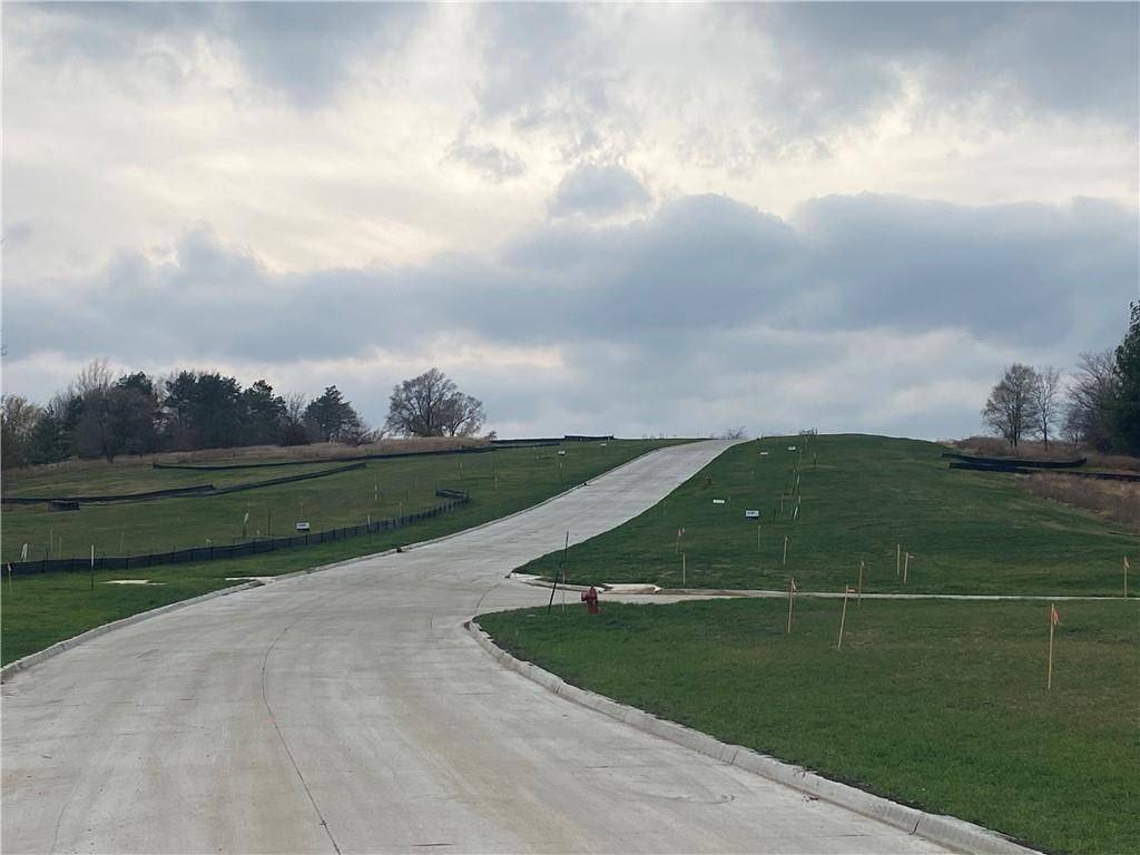 Van Meter, IA 50261,218 Hudson Avenue
