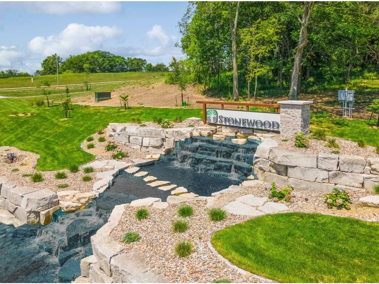 West Des Moines, IA 50266,1557 Stonewood Drive