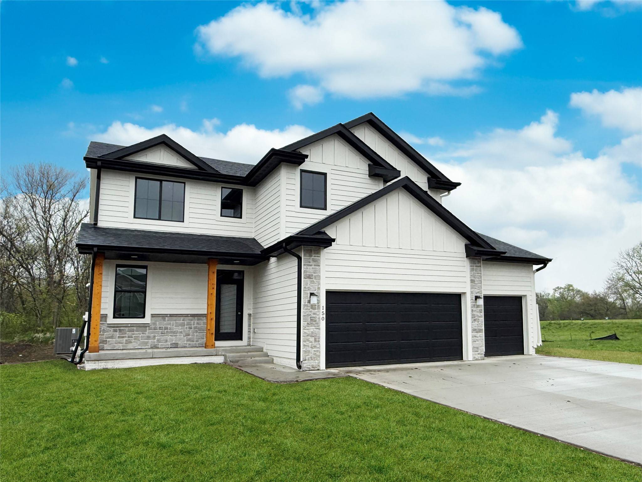 Altoona, IA 50009,150 10th Avenue NE
