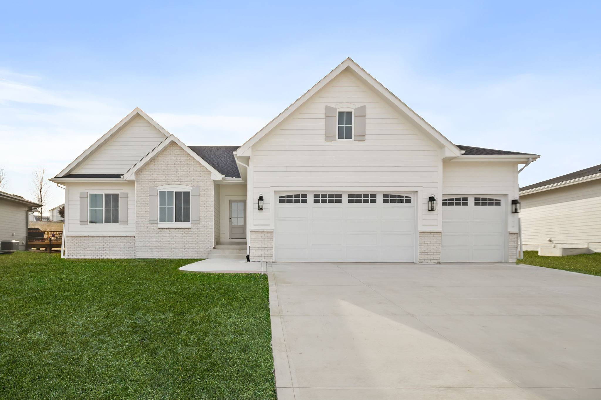 Waukee, IA 50263,660 Belmont Boulevard