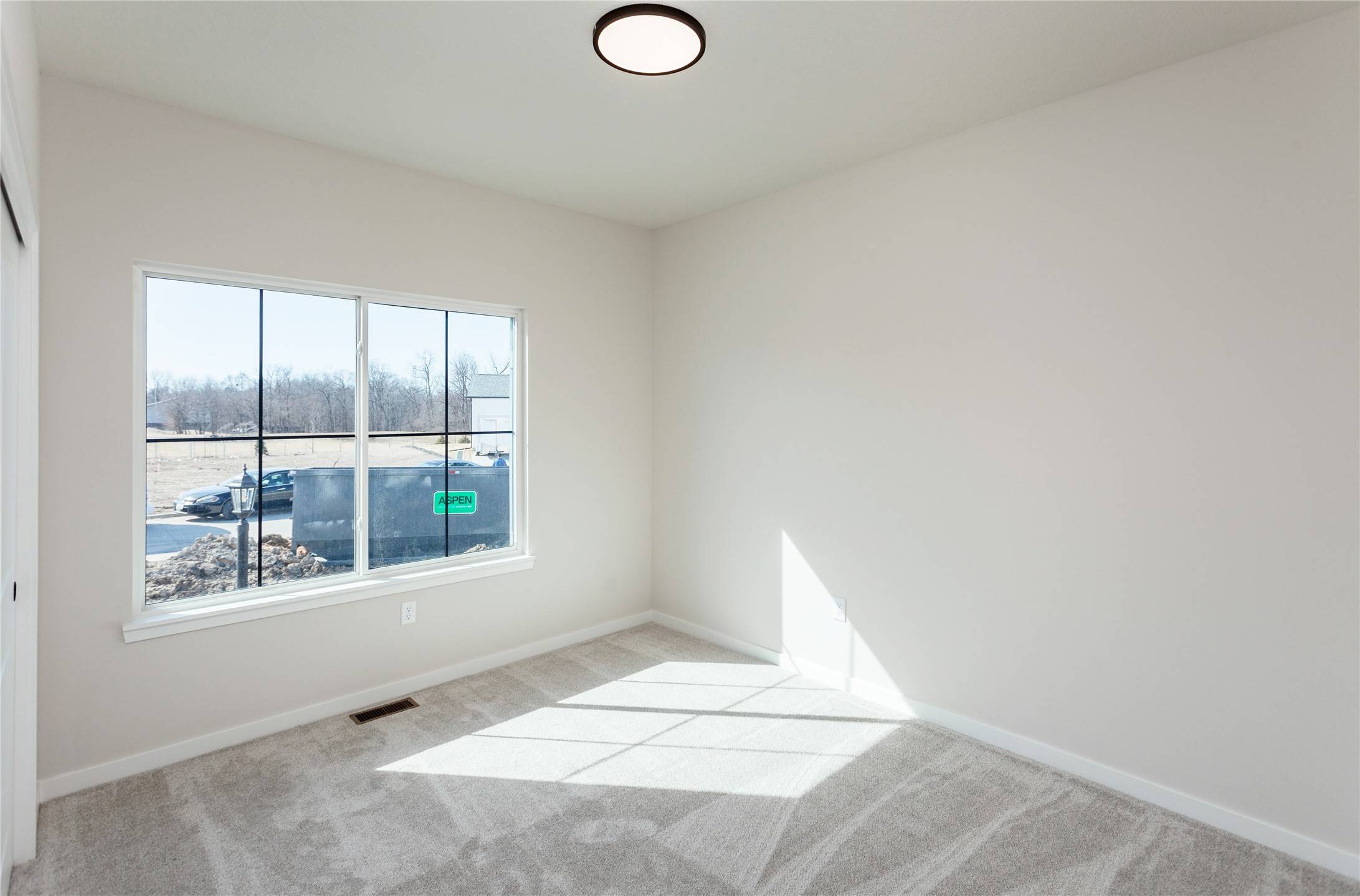 Des Moines, IA 50313,1032 NE 64th Avenue