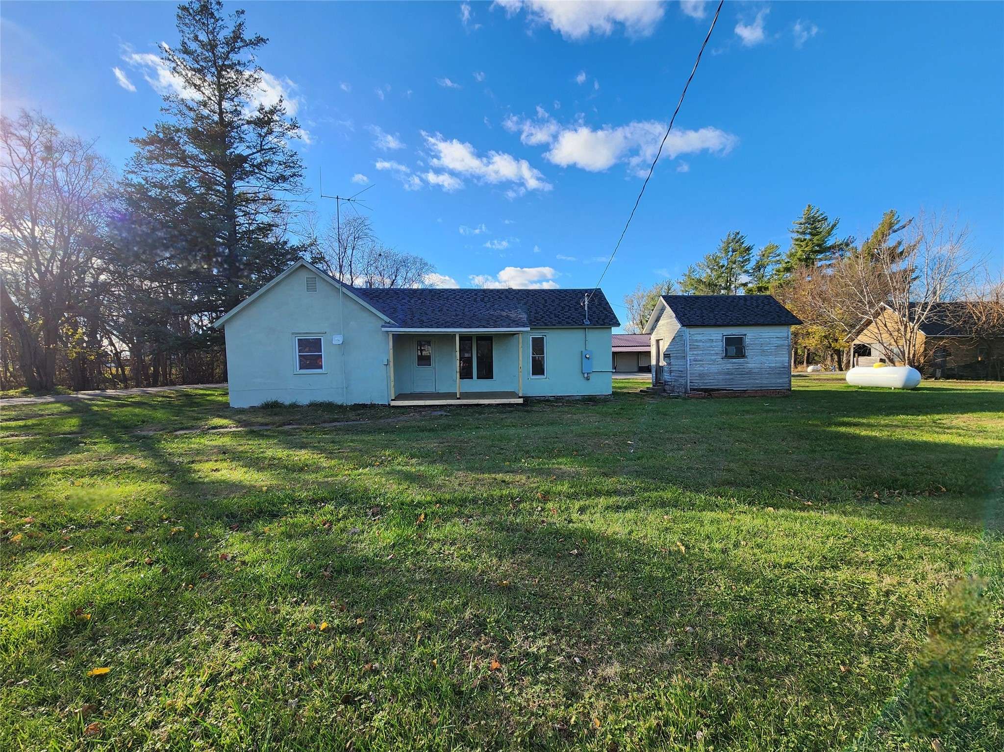 Dawson, IA 50066,400 W 2nd Street