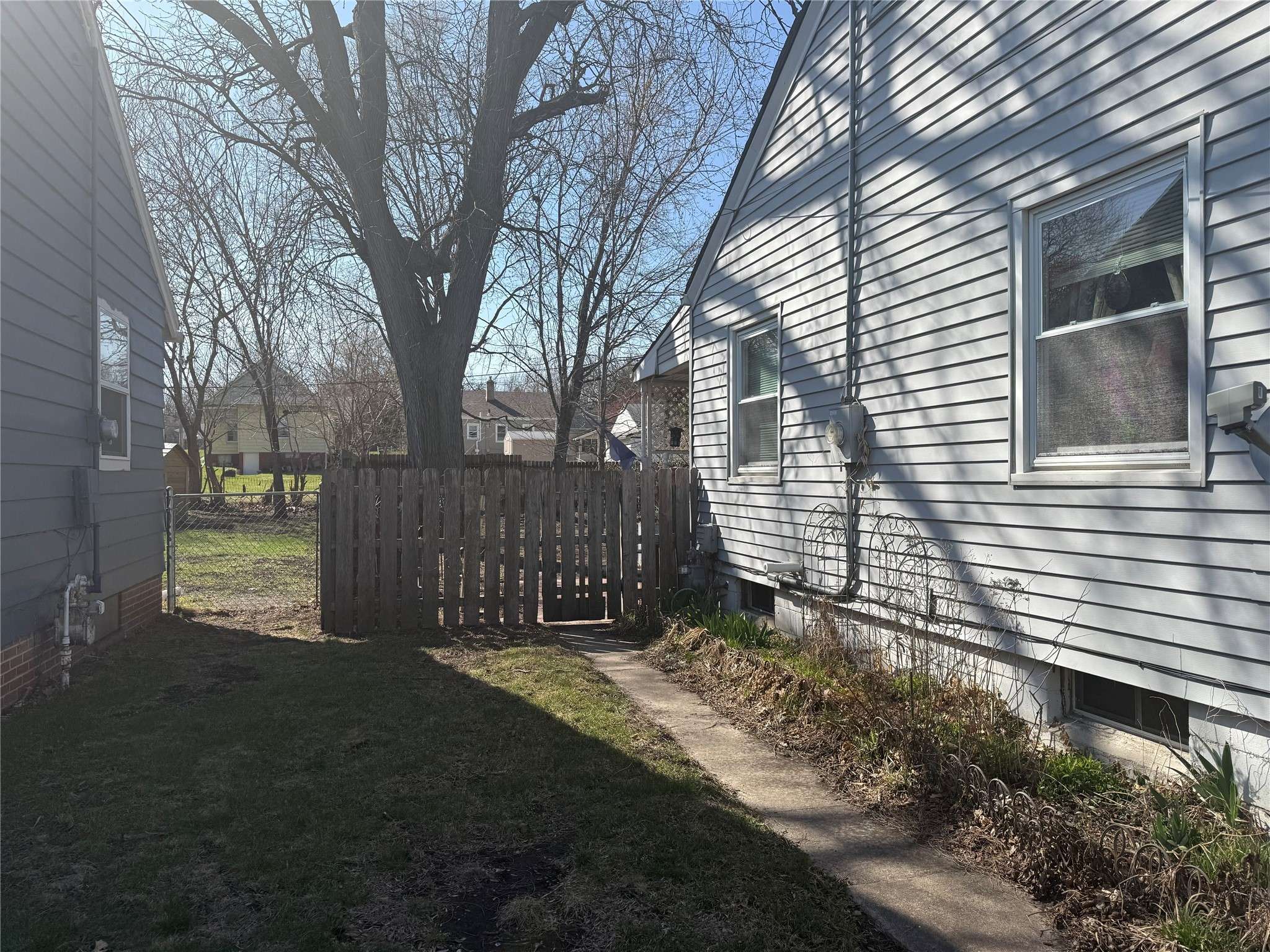 Des Moines, IA 50313,4028 9th Street
