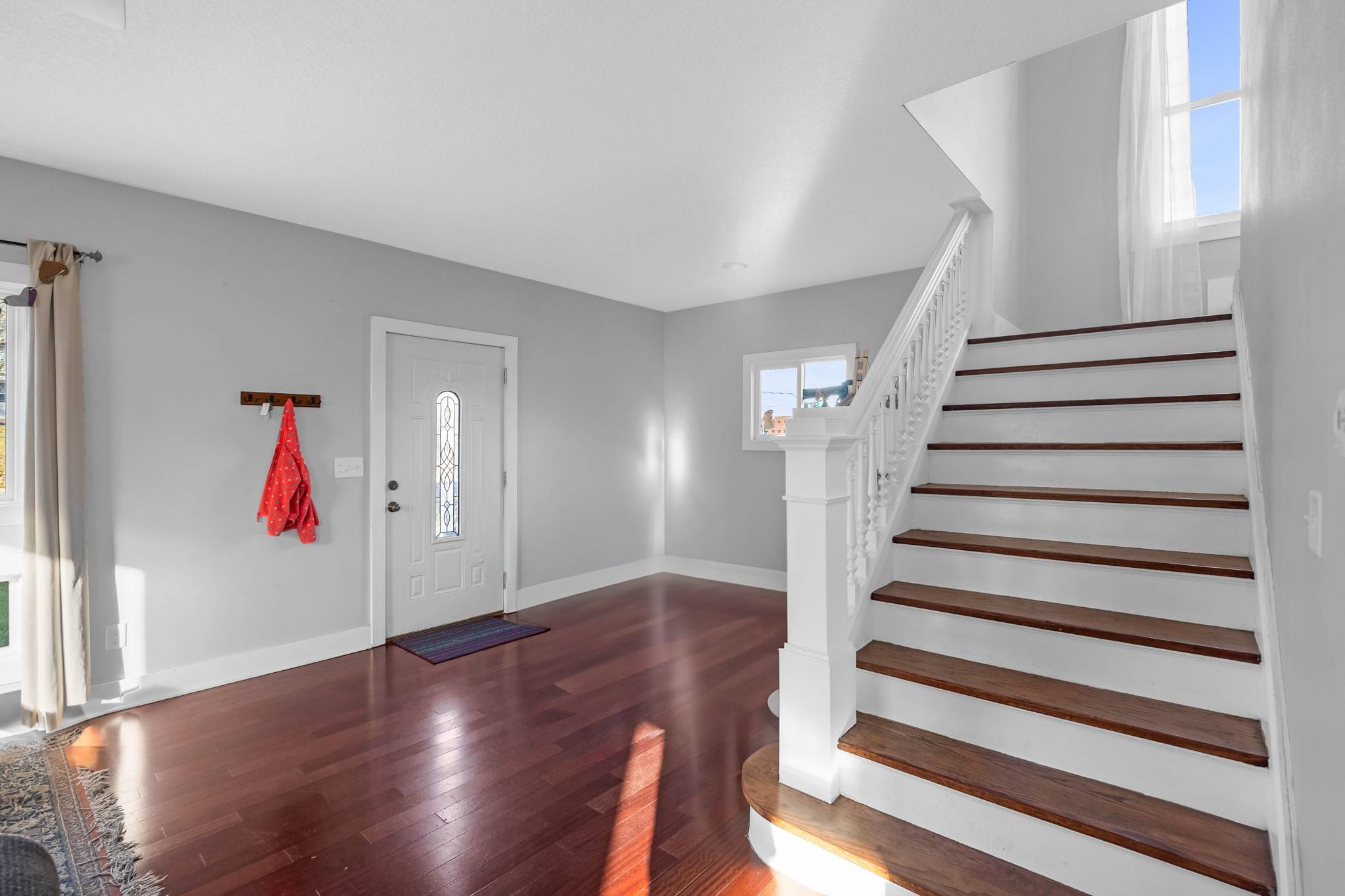 Des Moines, IA 50312,683 42nd Street