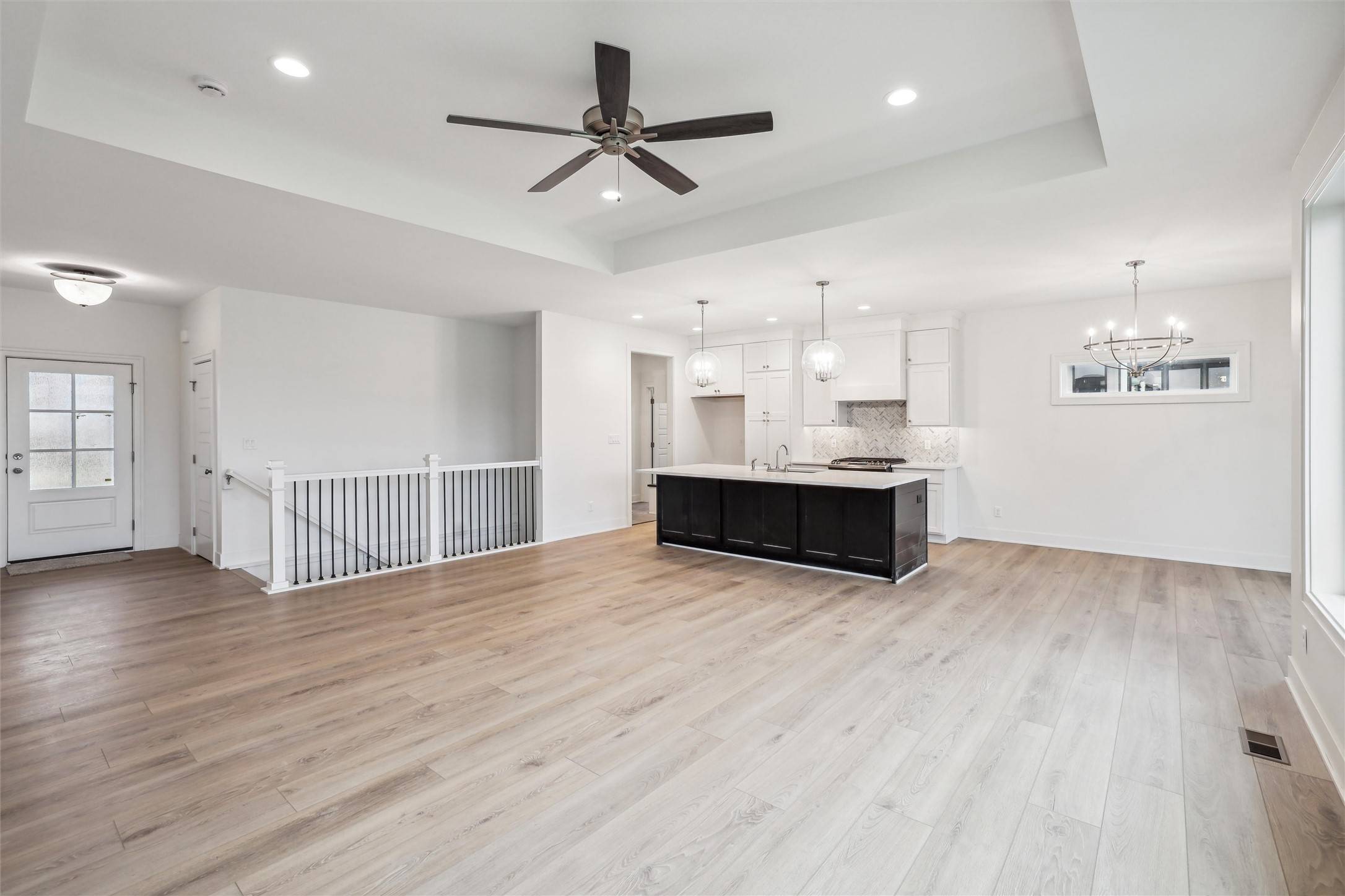 Clive, IA 50325,17865 Valleyview Drive