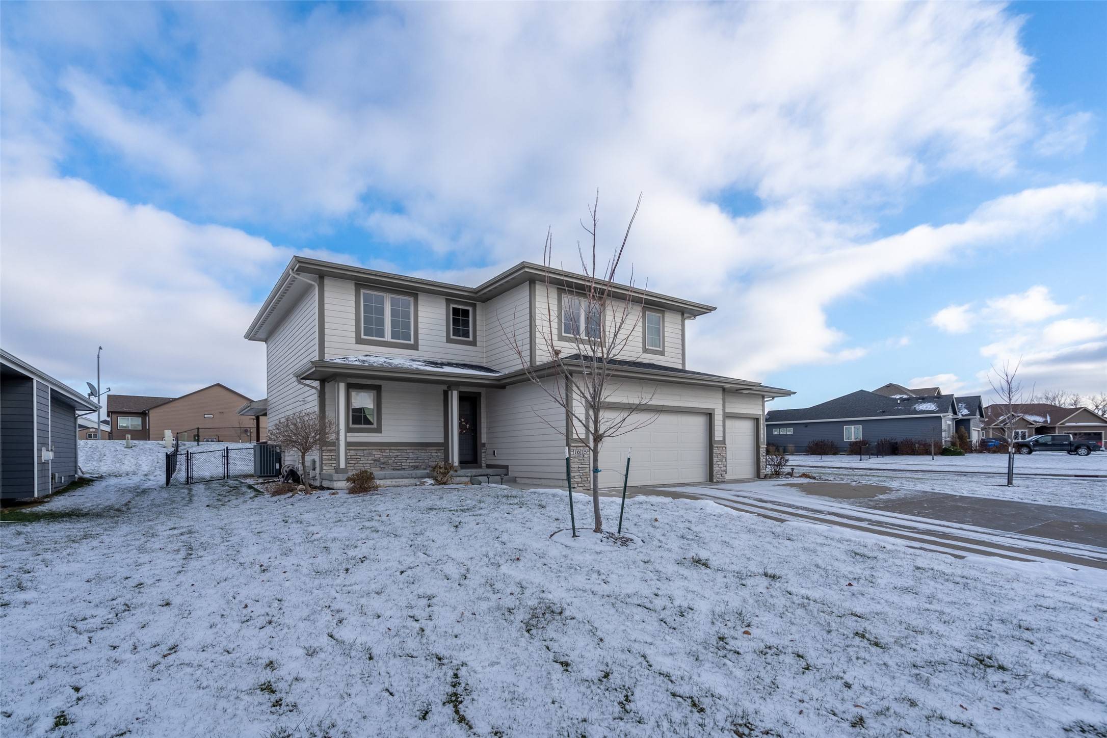 Ankeny, IA 50021,1615 NE Vicksburg Drive