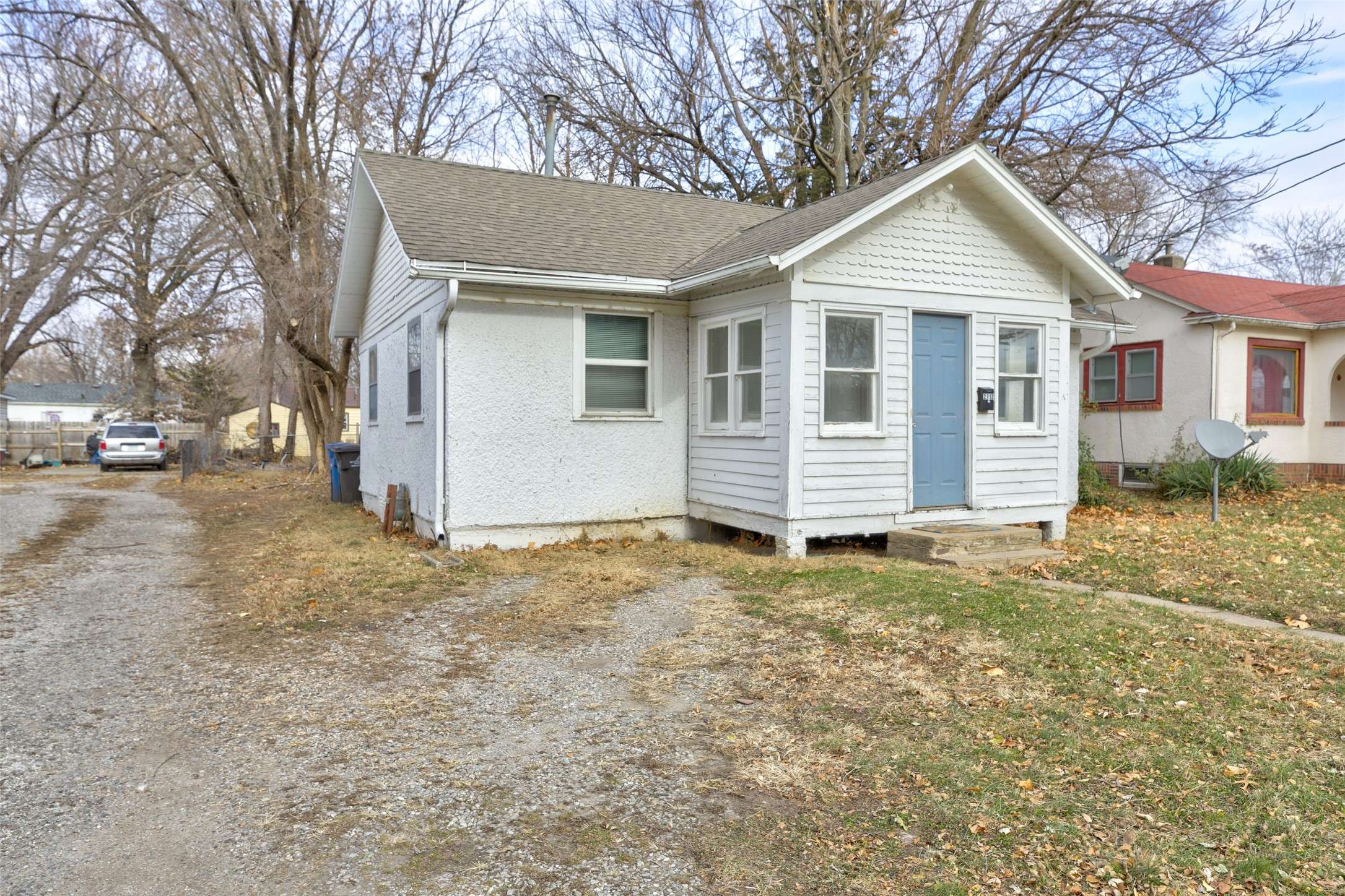 Des Moines, IA 50317,2712 Des Moines Street