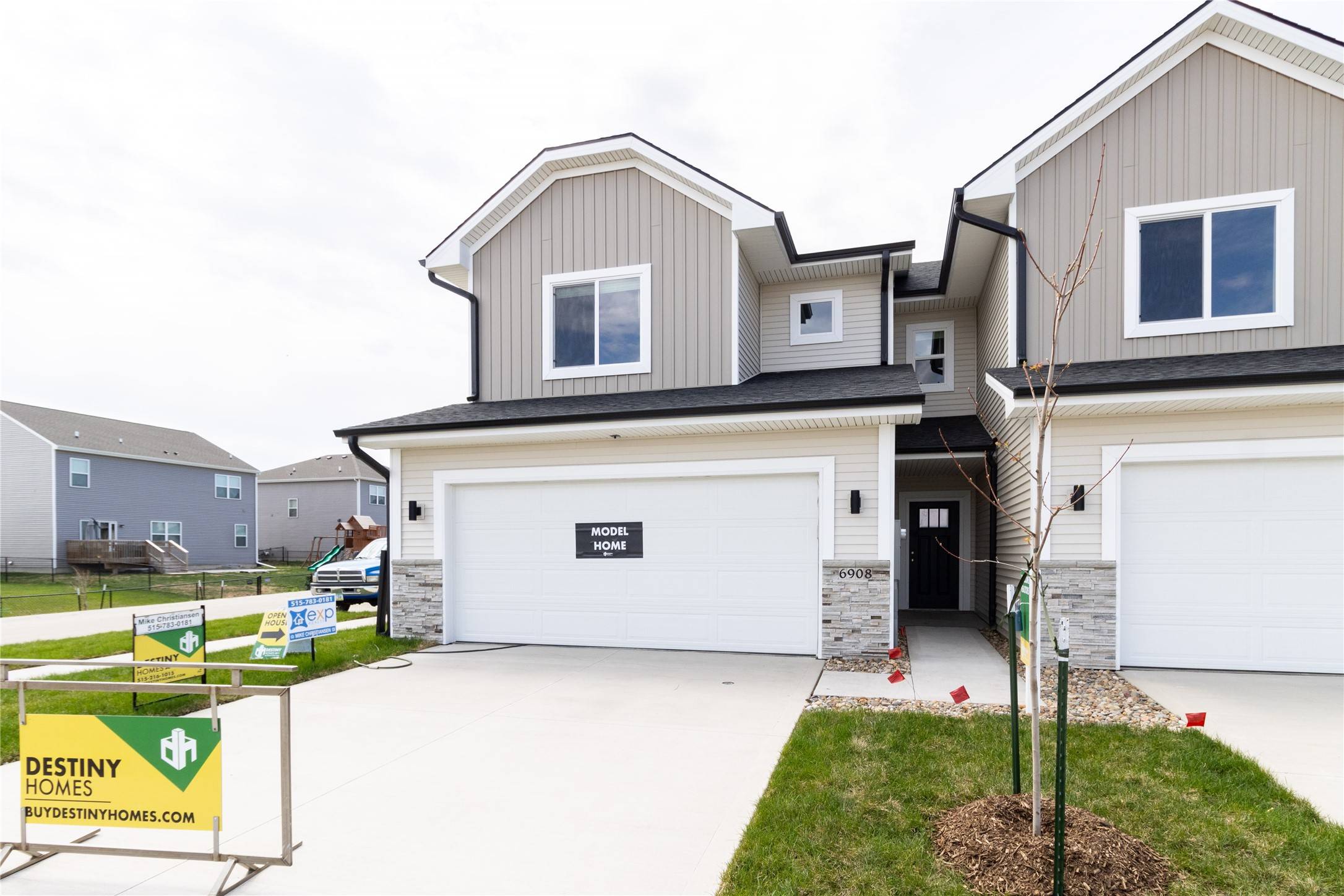 Johnston, IA 50131,6908 Poppy Court