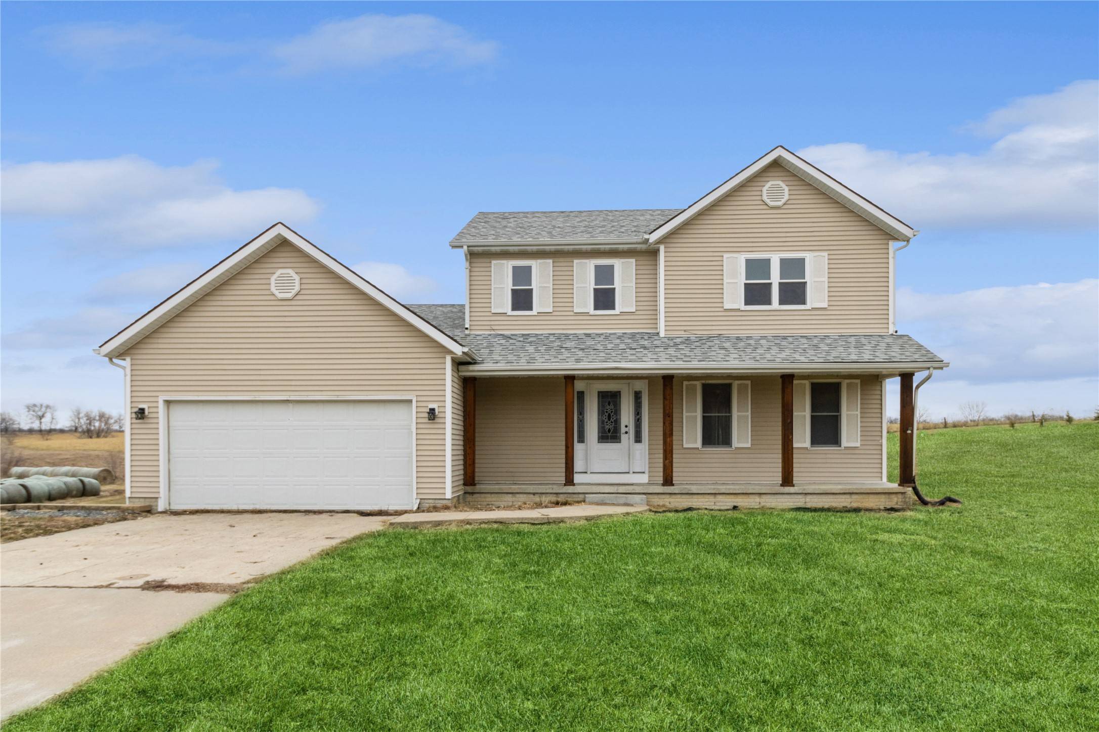 Pleasantville, IA 50225,562 40th Avenue
