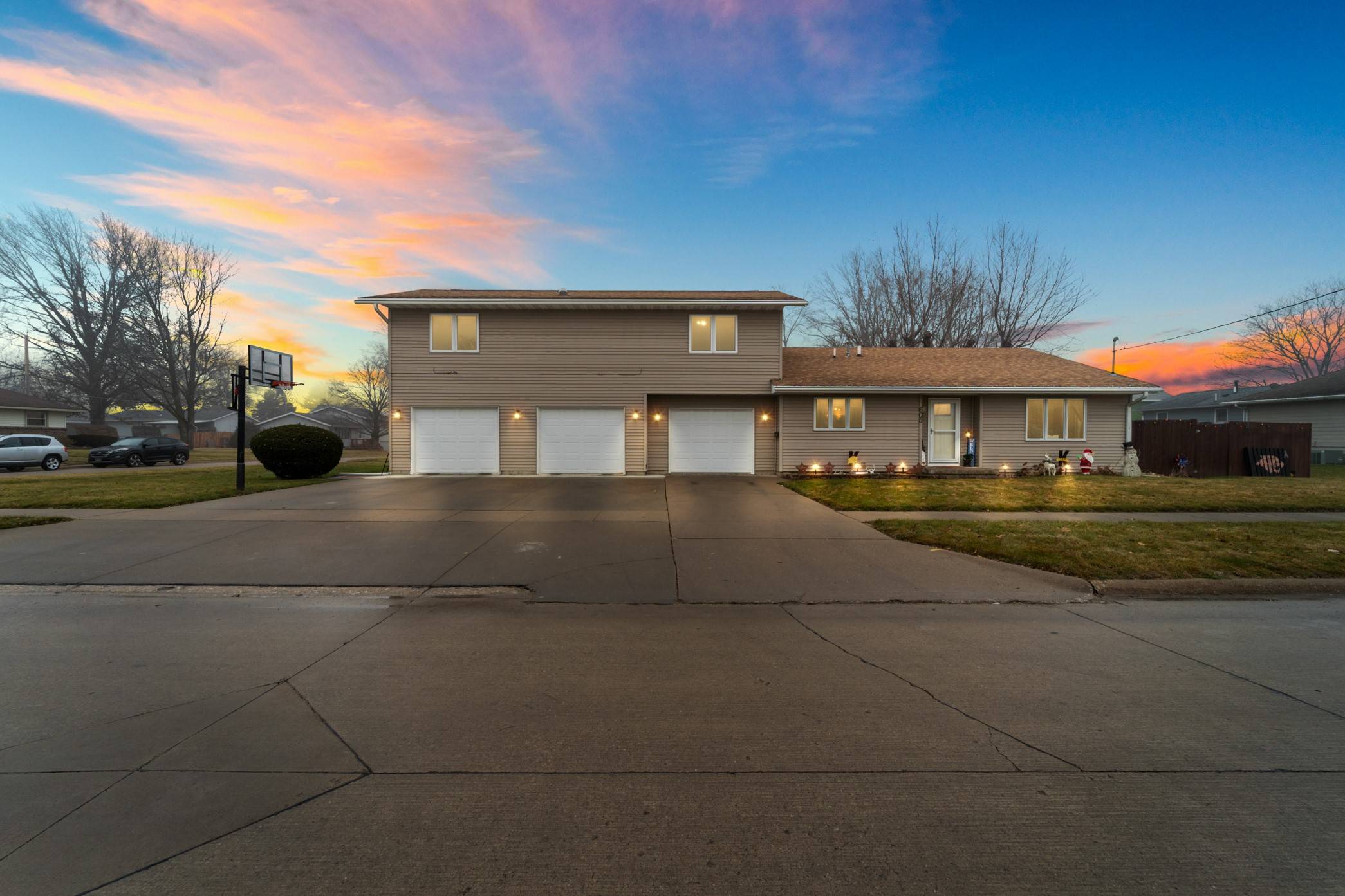 Knoxville, IA 50138,605 S Park Lane Drive