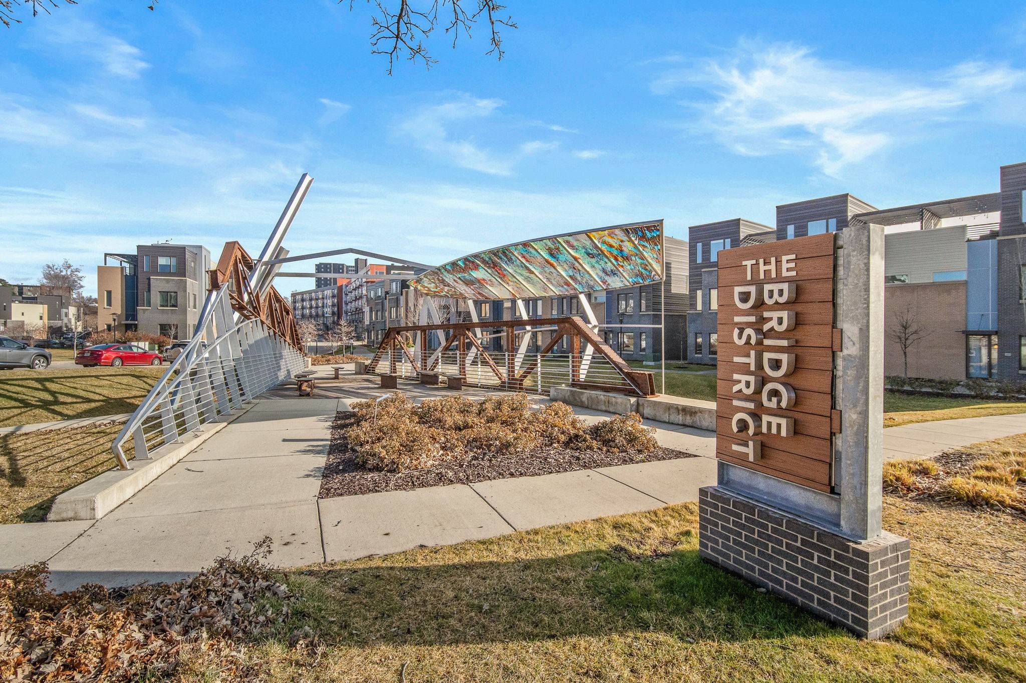 Des Moines, IA 50309,117 E Center Street