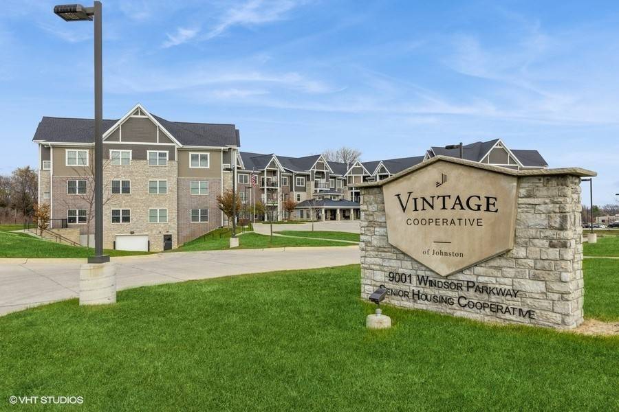 Johnston, IA 50131,9001 Windsor Parkway #102