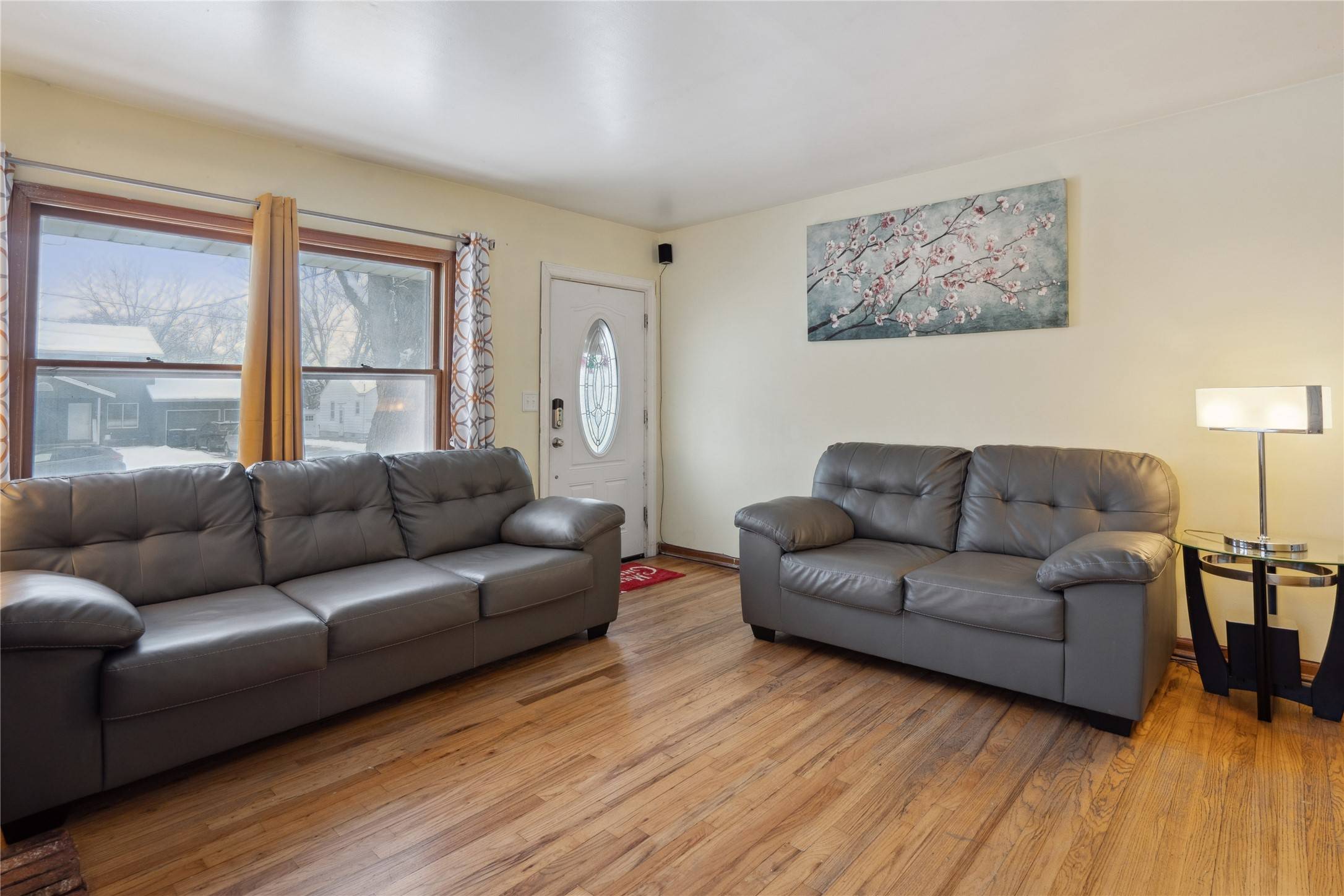 Des Moines, IA 50322,3317 59th Street