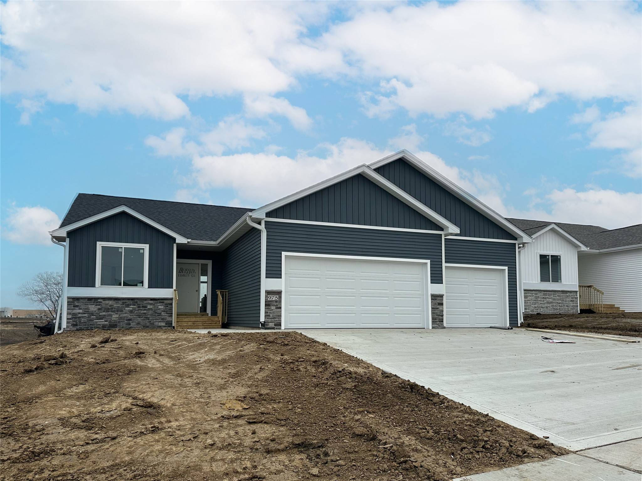 Waukee, IA 50263,975 11th Street