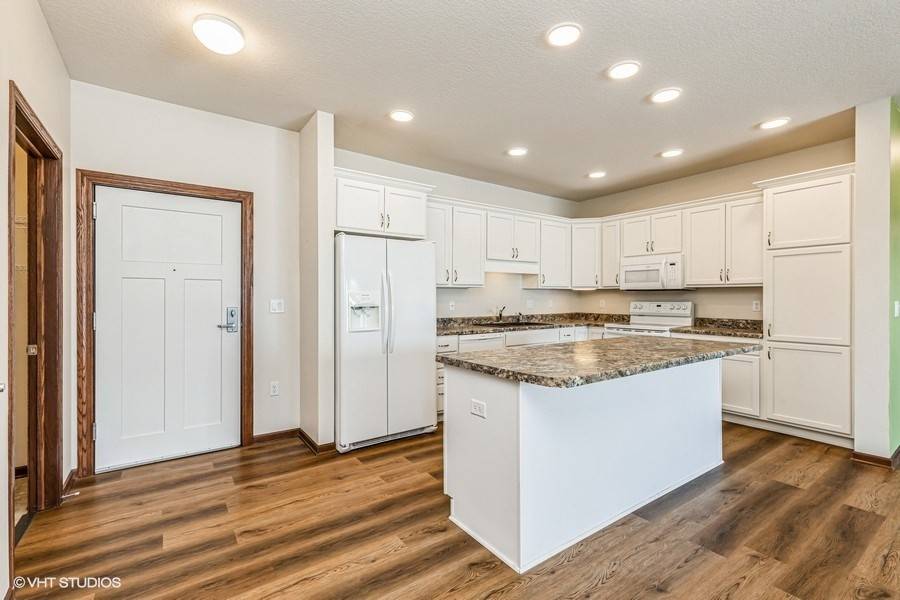 Johnston, IA 50131,9001 Windsor Parkway #103