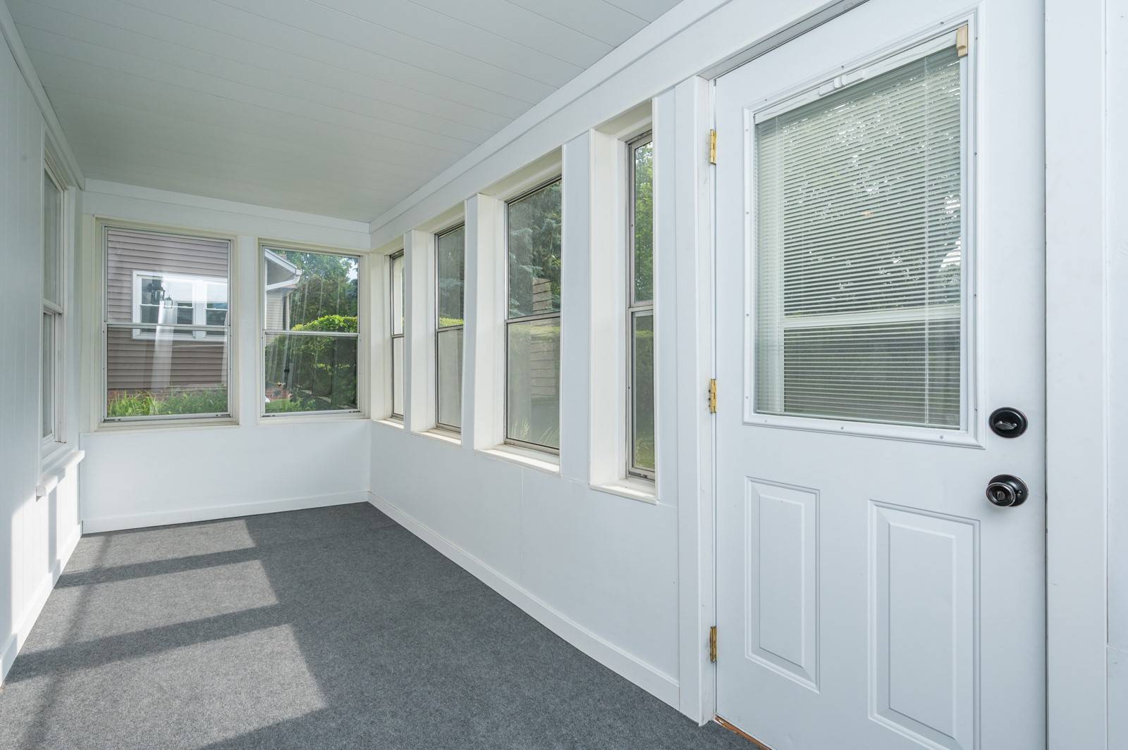 Des Moines, IA 50312,724 24th Street