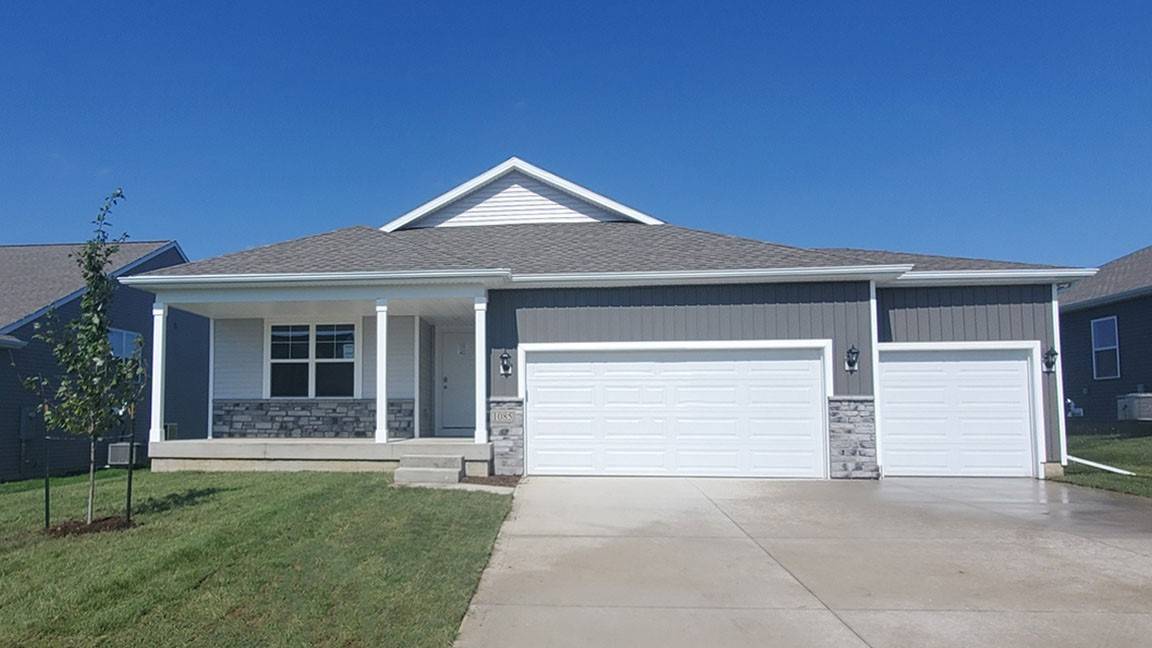 Des Moines, IA 50320,3005 Sweetwater Drive