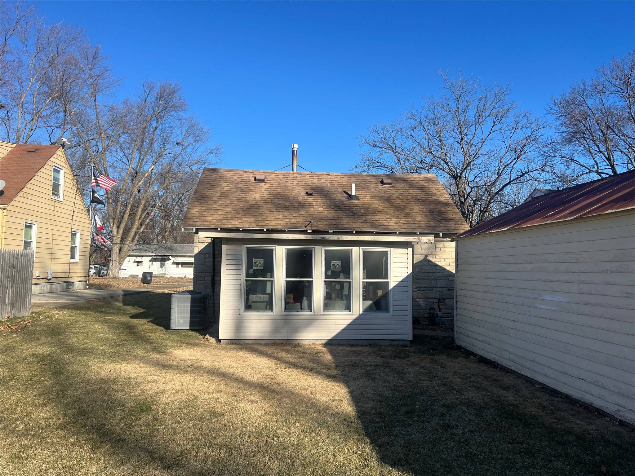 Des Moines, IA 50315,926 Wolcott Avenue