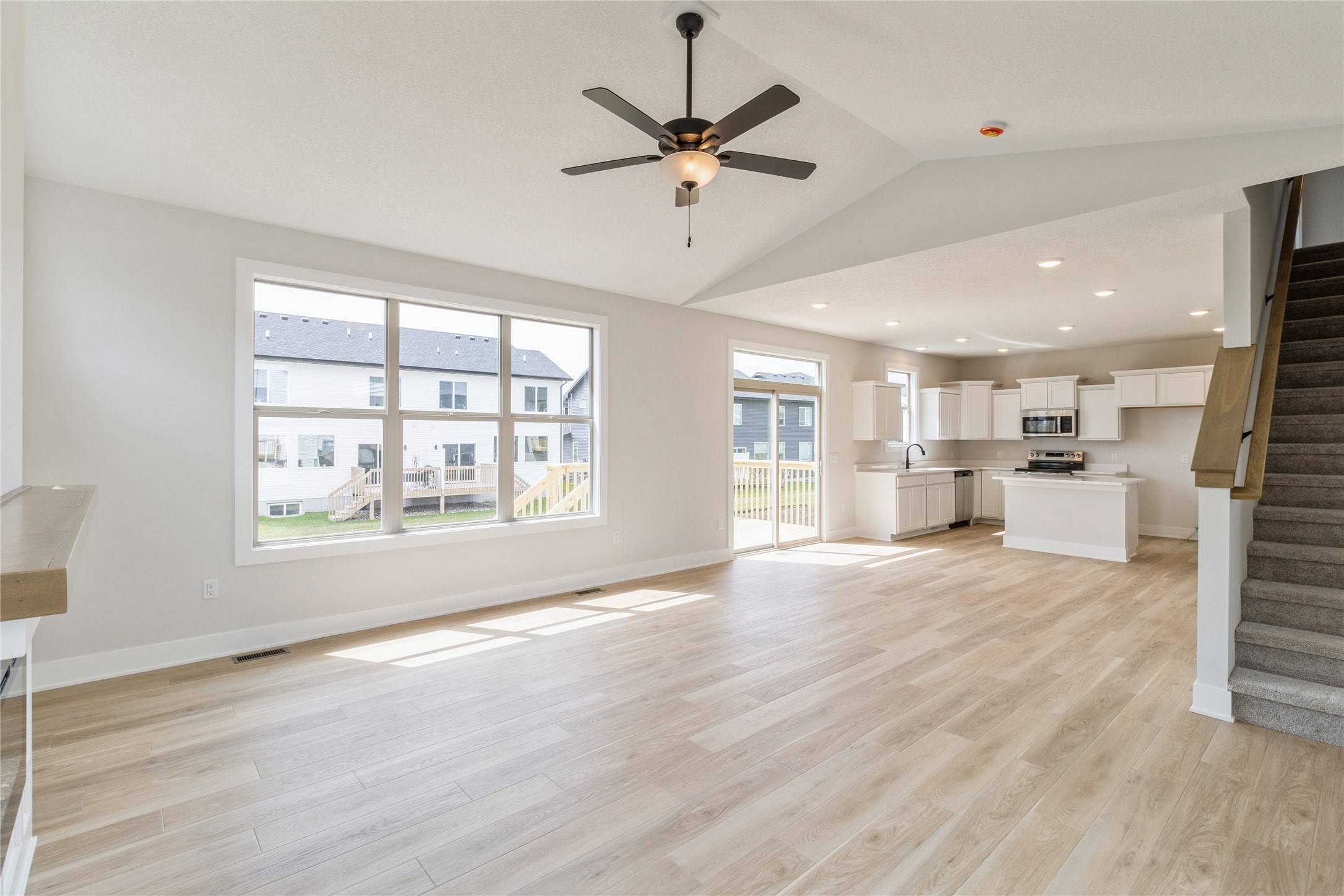 Ankeny, IA 50021,4211 NE 3rd Street