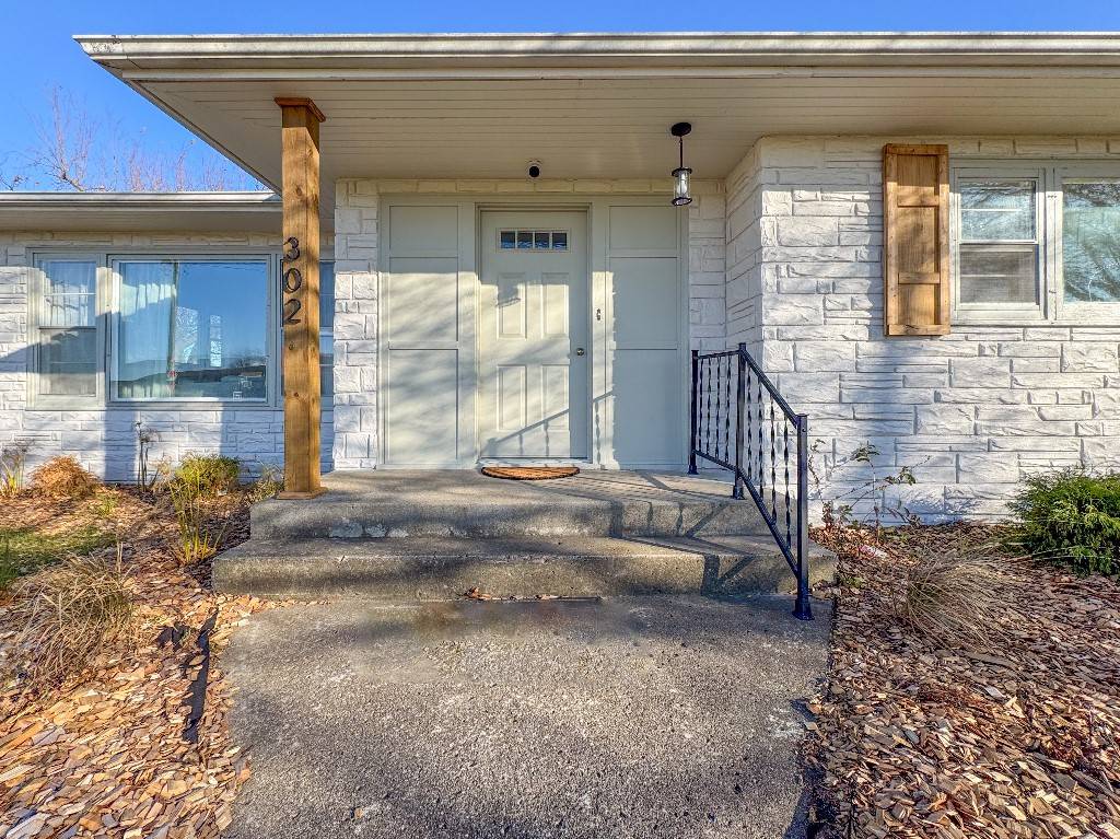 Roland, IA 50236,302 S Linn Street