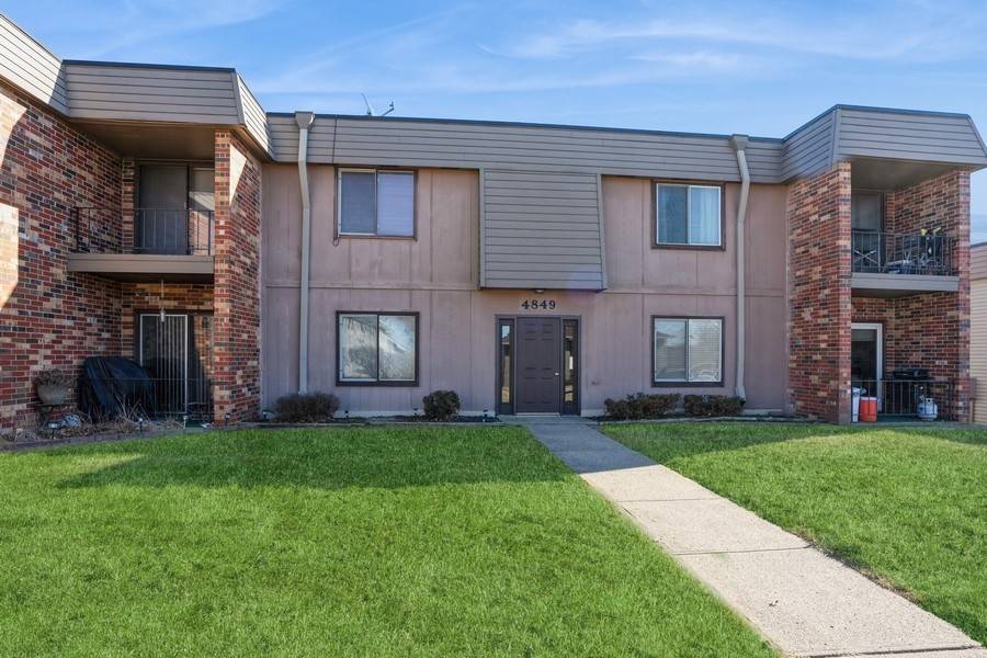 West Des Moines, IA 50266,4849 Woodland Avenue #3