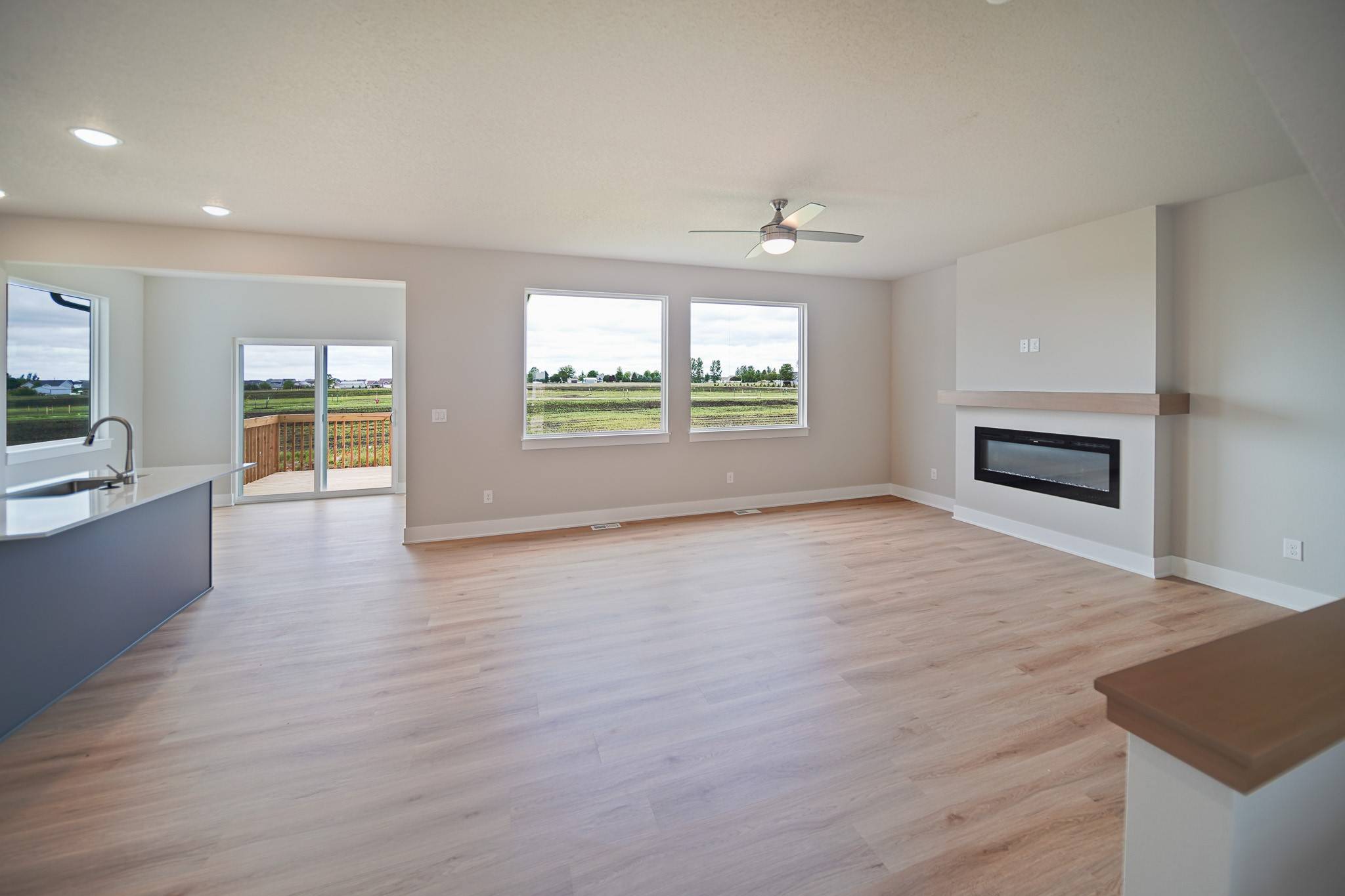 Altoona, IA 50009,327 41st Street SW