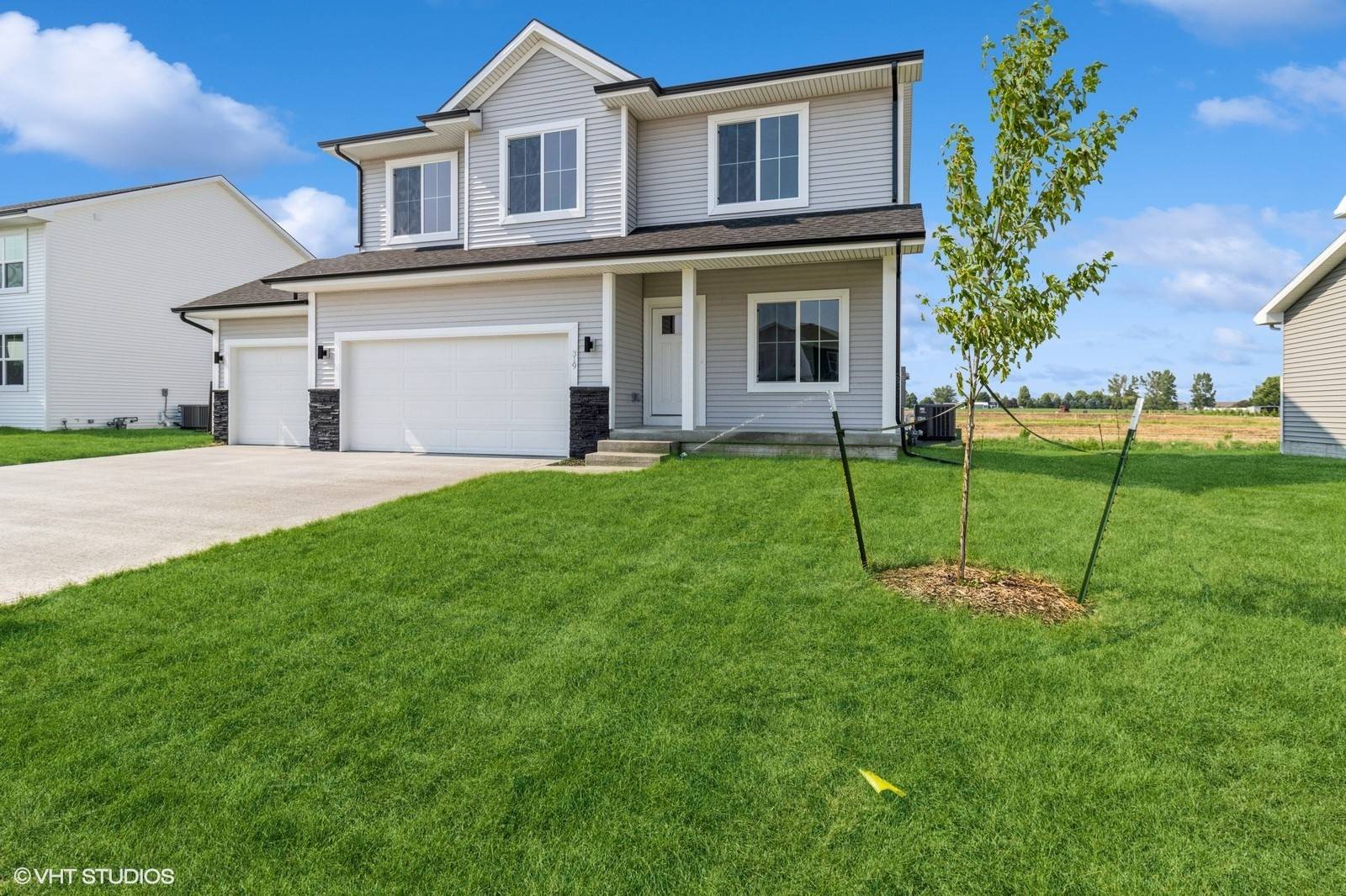 Altoona, IA 50009,319 41st Street SW