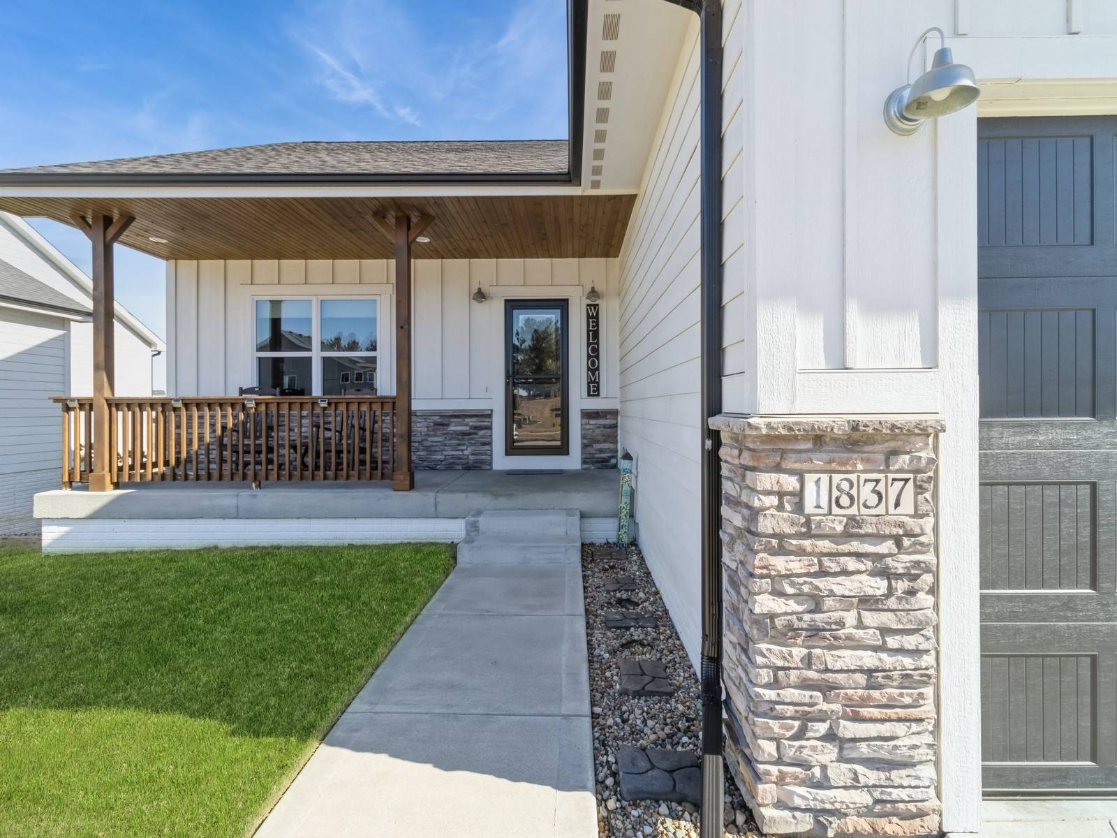 Altoona, IA 50009,1837 15th Avenue SE