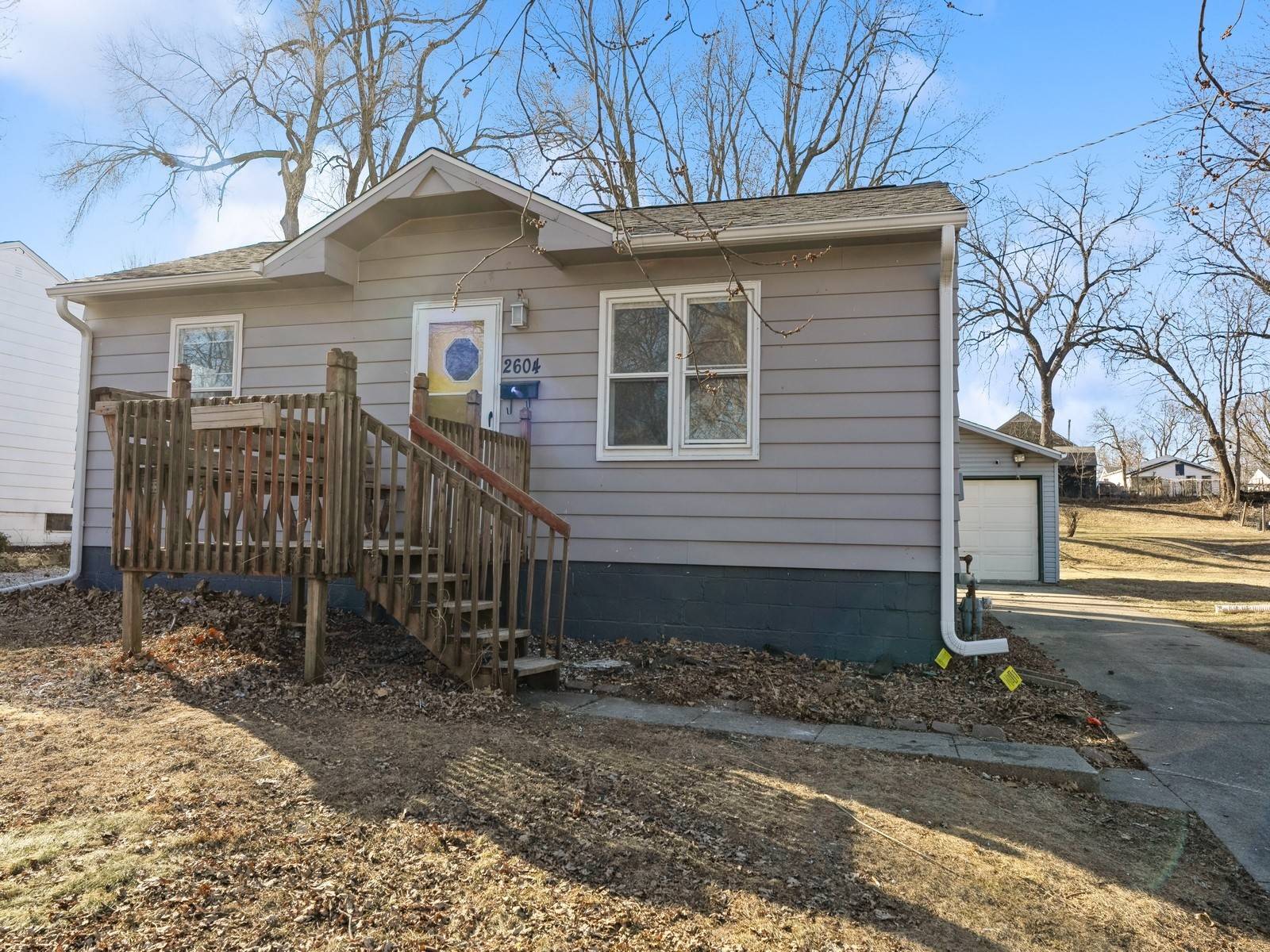 Des Moines, IA 50310,2604 56th Street