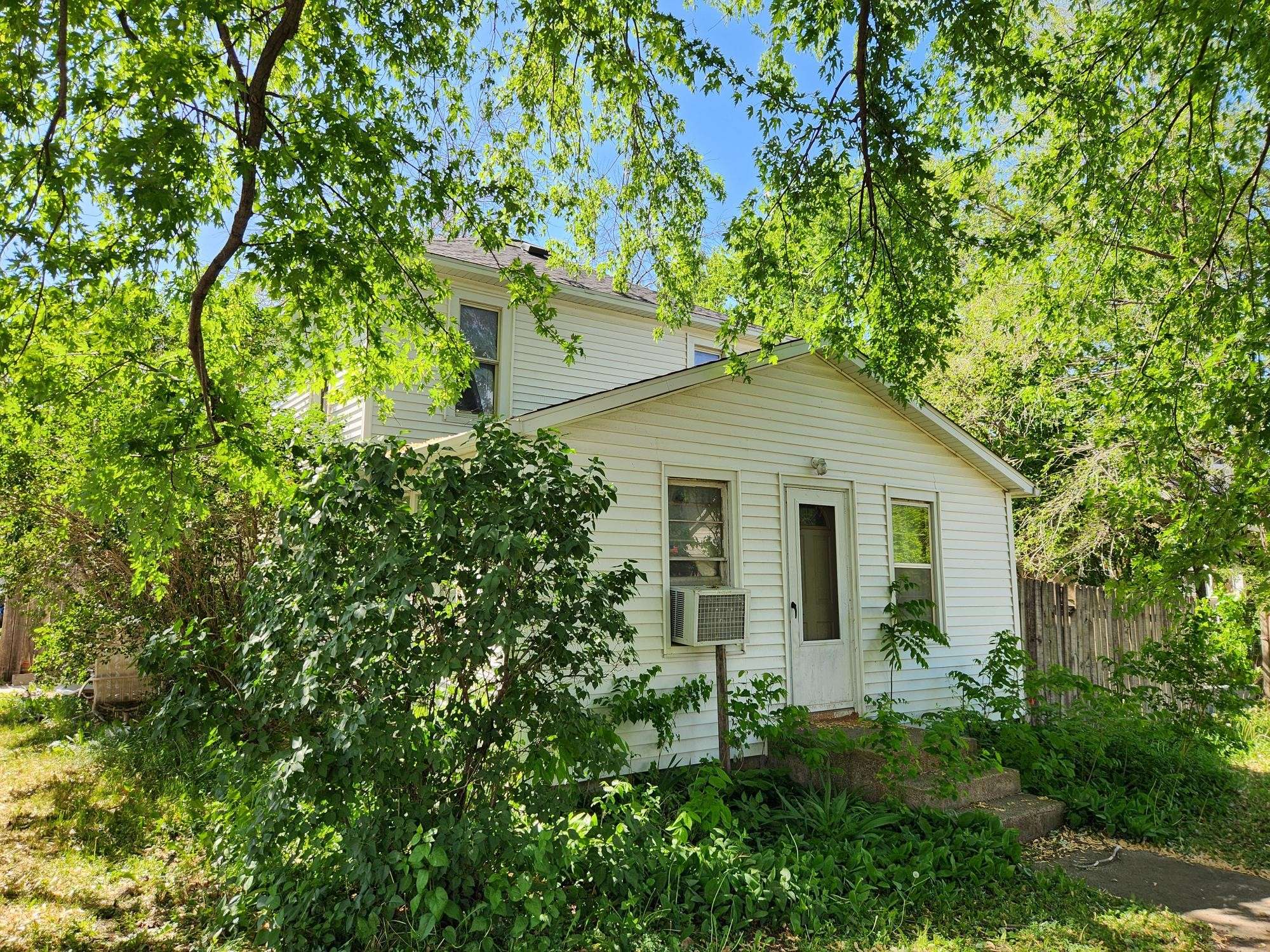 Yale, IA 50277,201 N Main Street