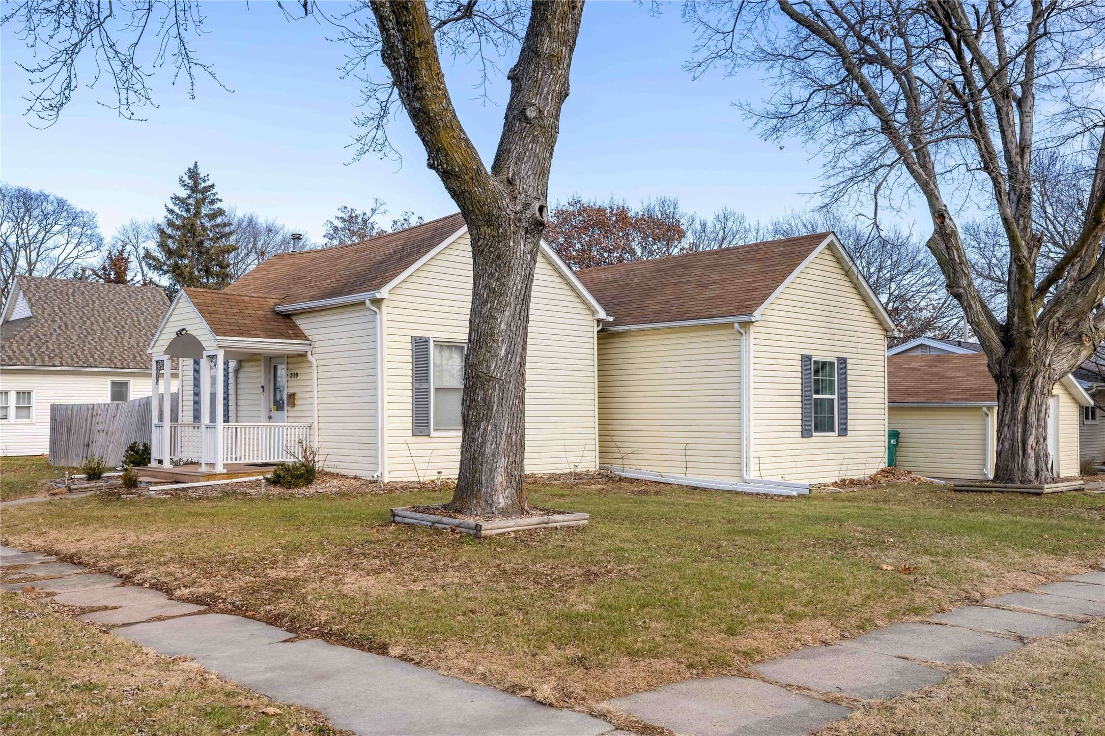 Indianola, IA 50125,310 S 3rd Street