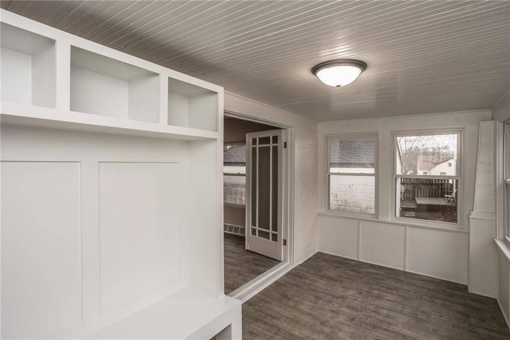Des Moines, IA 50310,1728 Northwest Drive