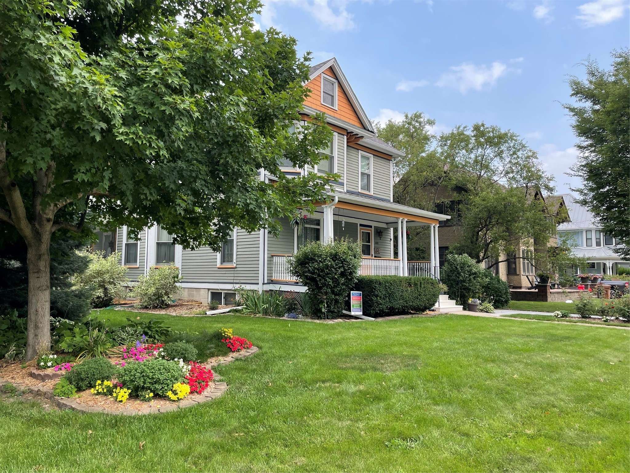 Grinnell, IA 50112,1409 Broad Street