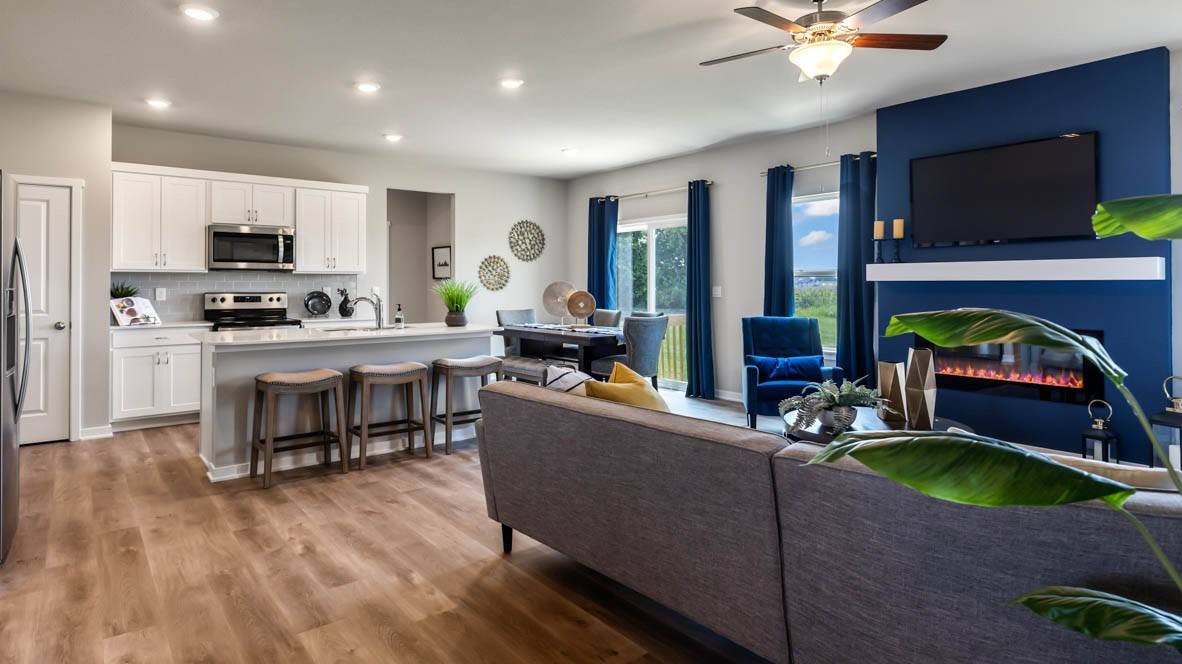 Urbandale, IA 50111,14524 Ironwood Court