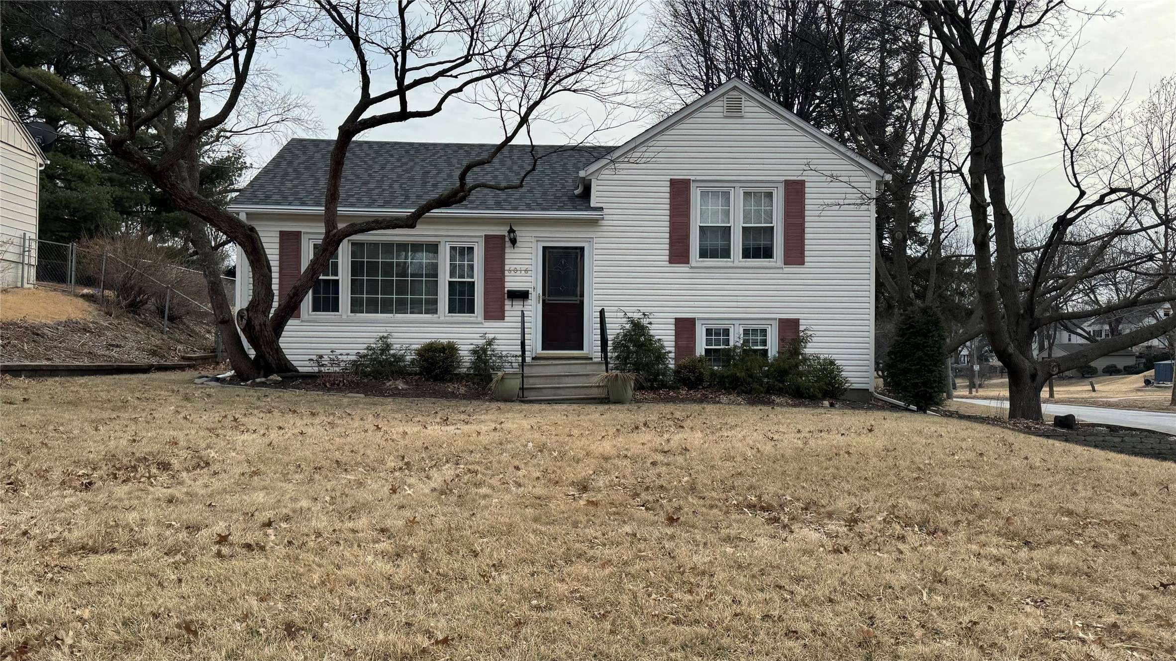 Des Moines, IA 50311,6016 Carpenter Avenue