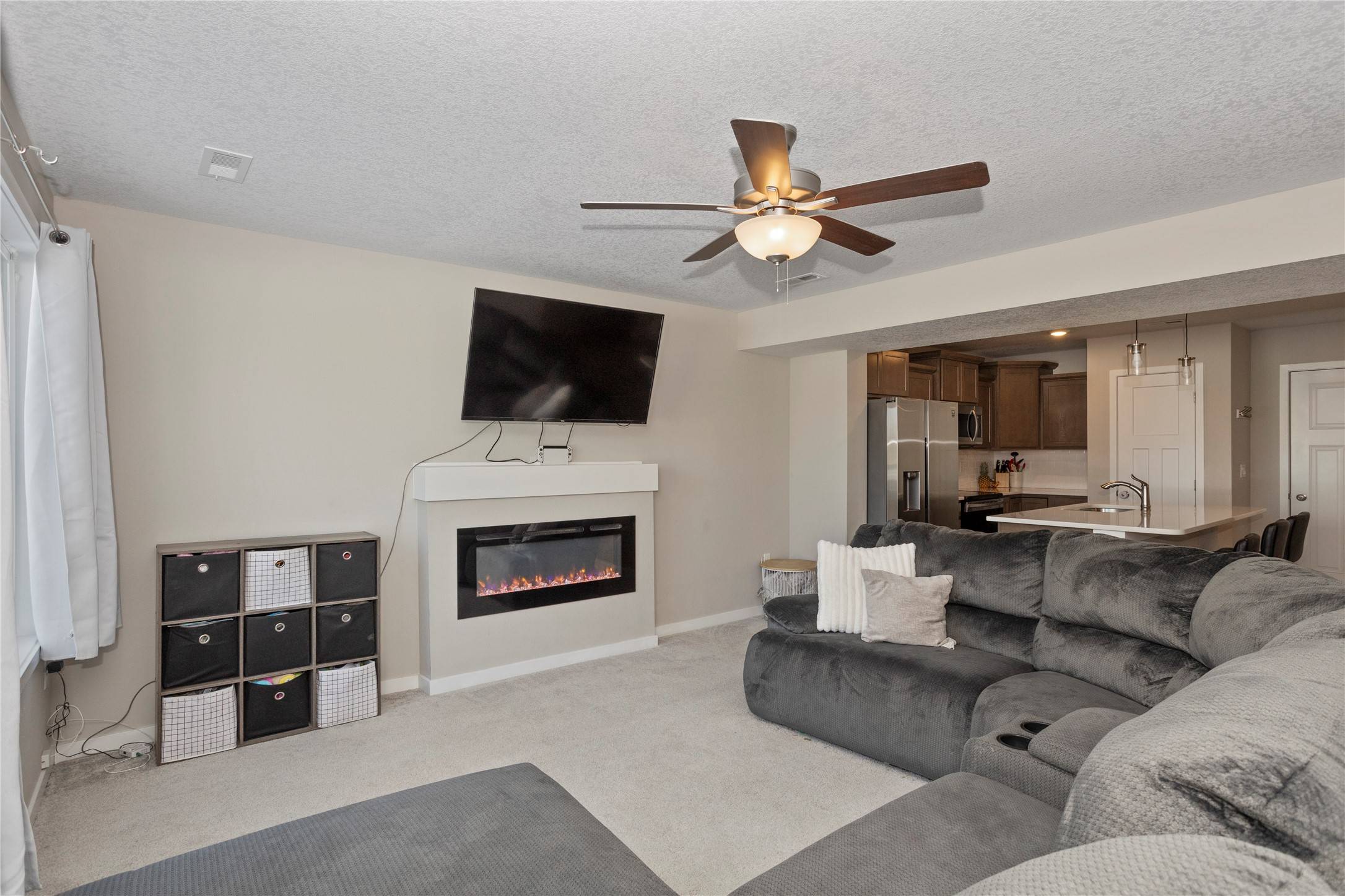 West Des Moines, IA 50265,2757 SE Osier Avenue