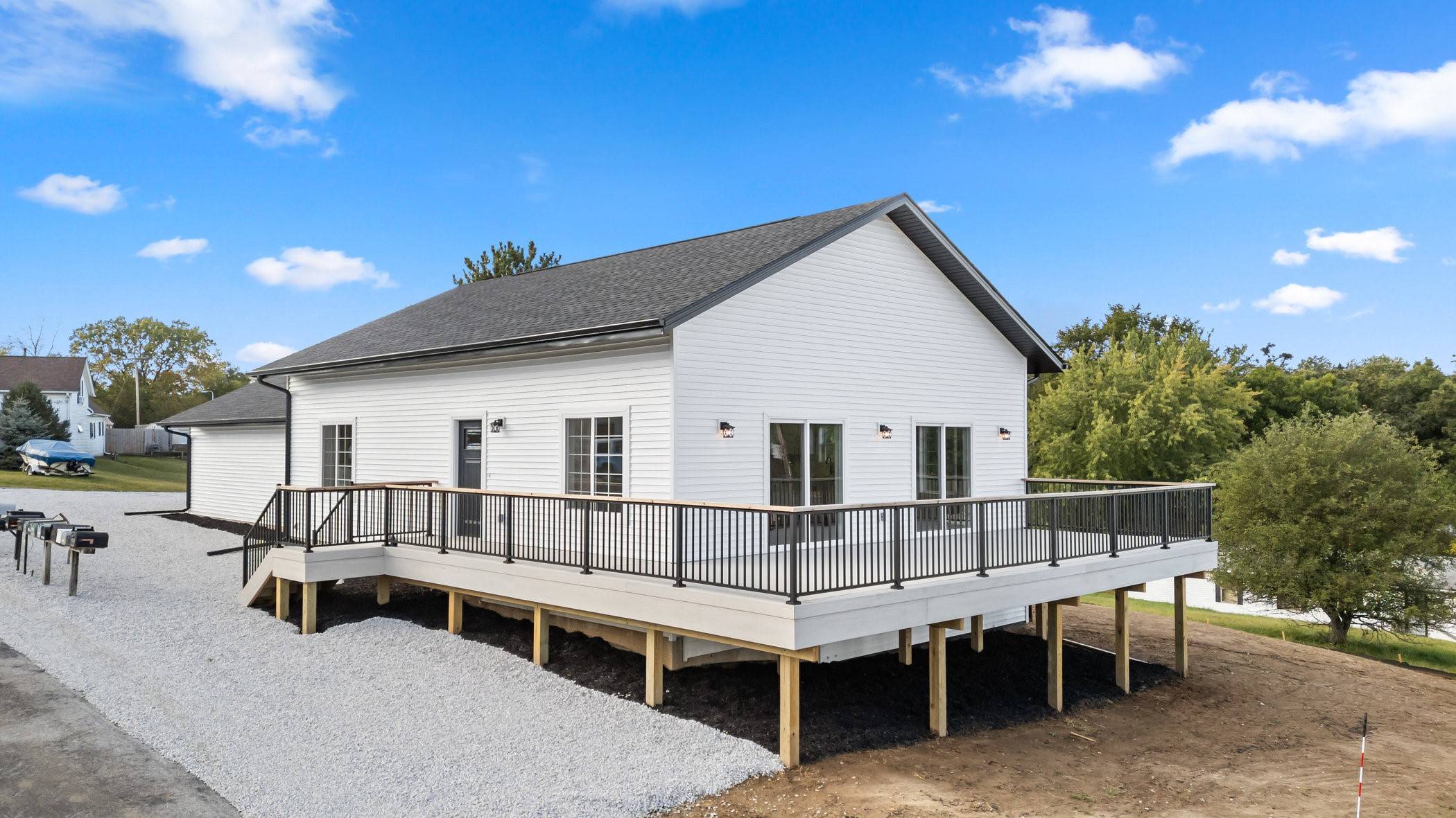 Dexter, IA 50070,8479 Lakeshore Drive