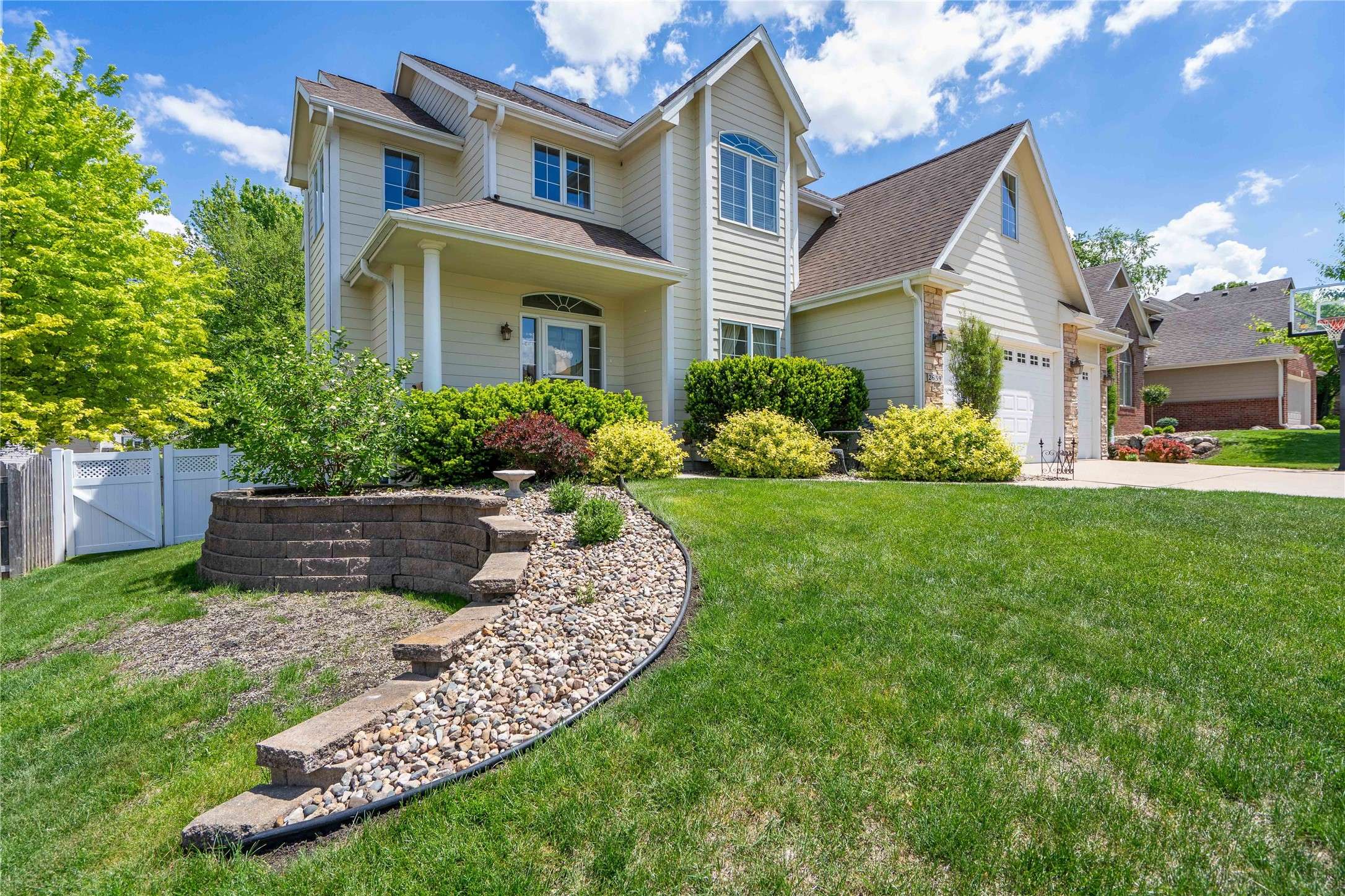 Clive, IA 50325,2639 NW 160th Street