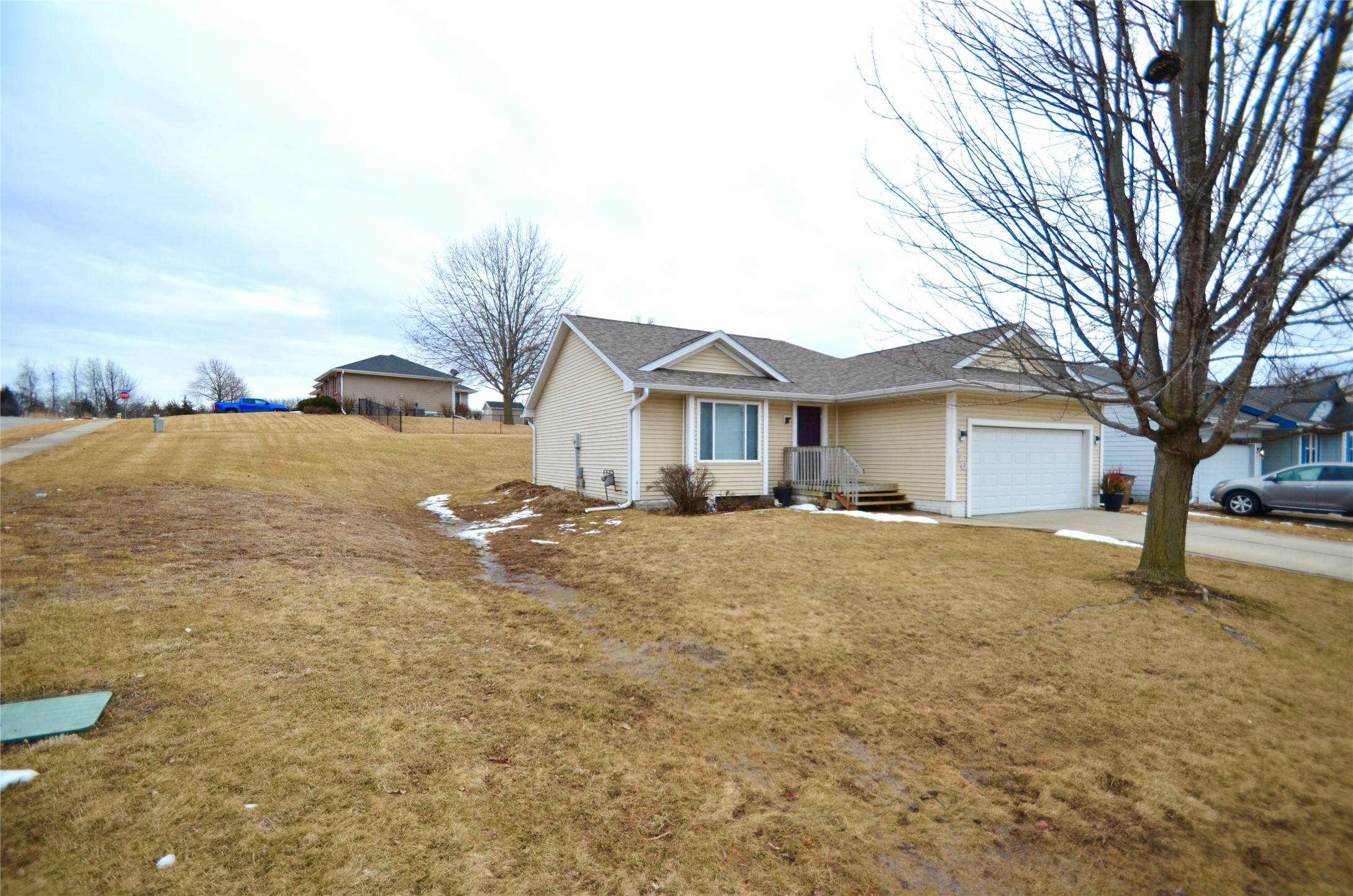 Des Moines, IA 50320,2542 E Marion Street