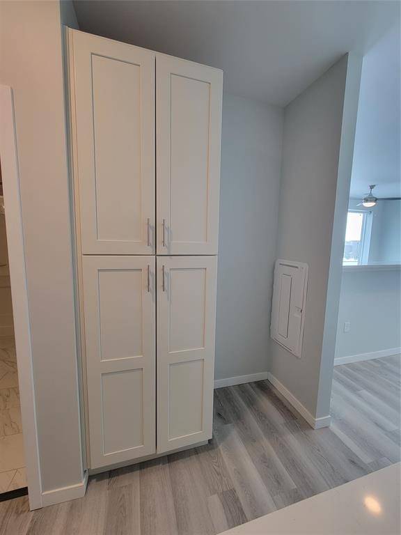 West Des Moines, IA 50266,565 Market Street #512