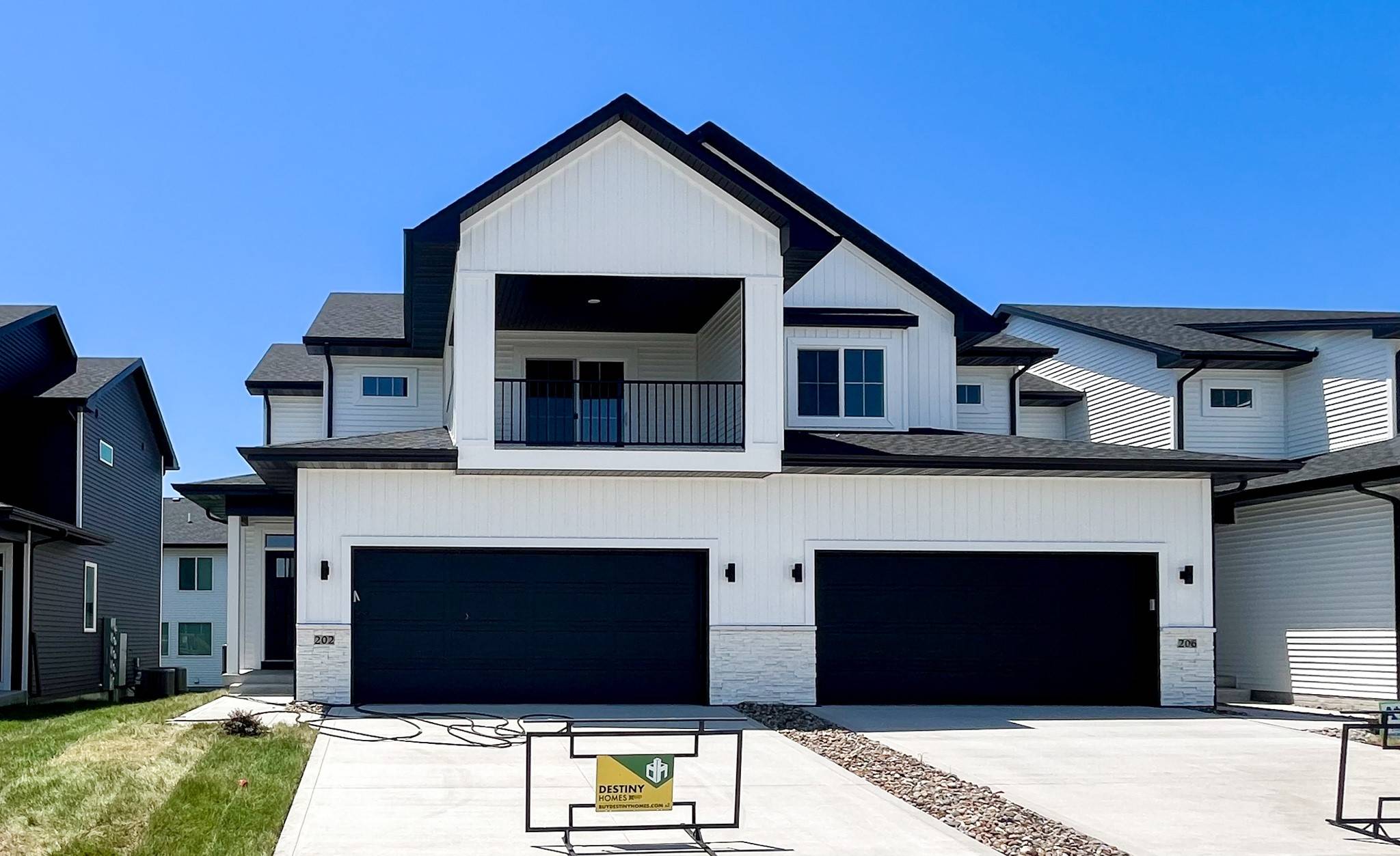 Ankeny, IA 50021,206 NE Doe Pointe Lane