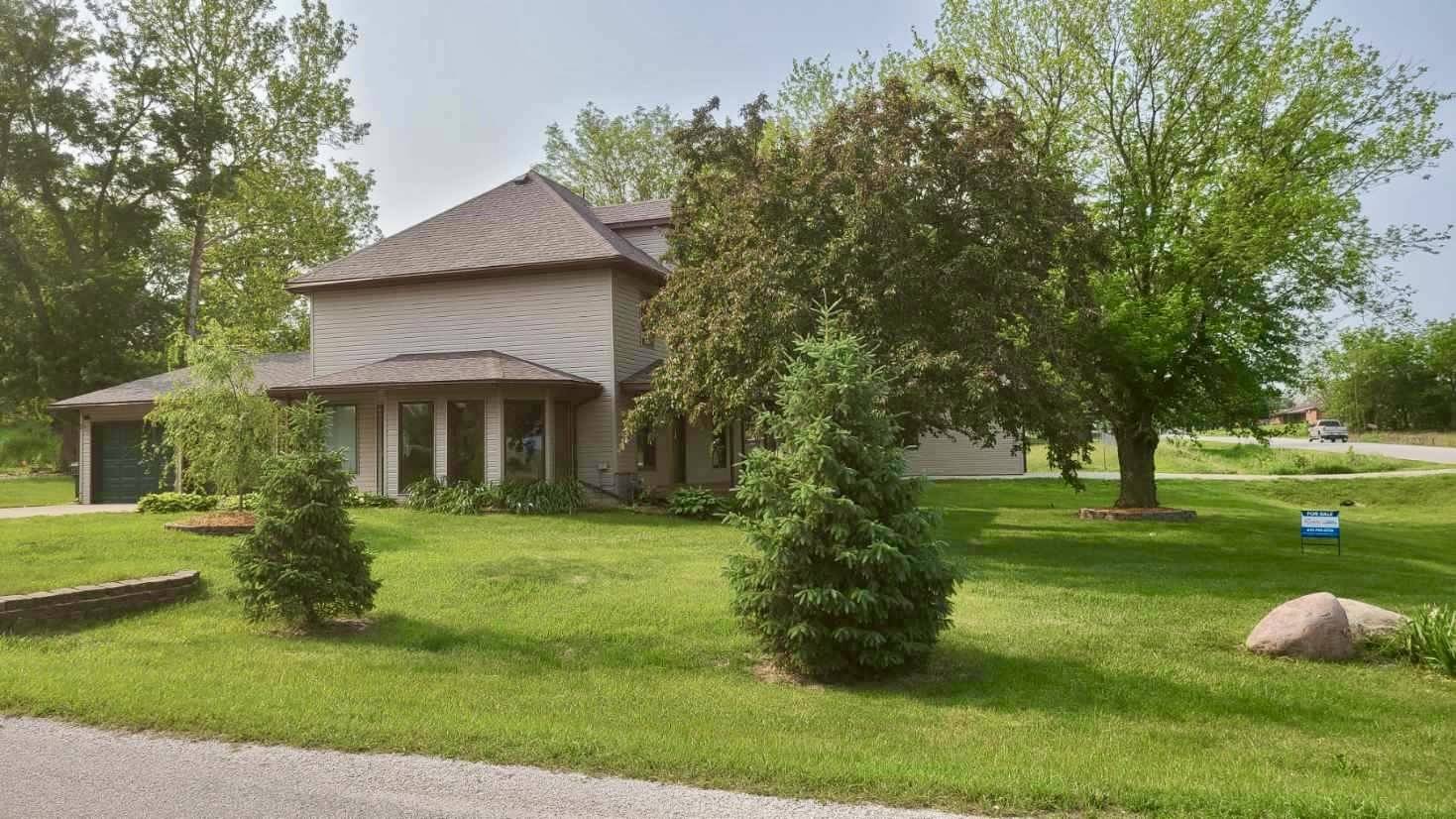 Fontanelle, IA 50846,111 Summerset Street