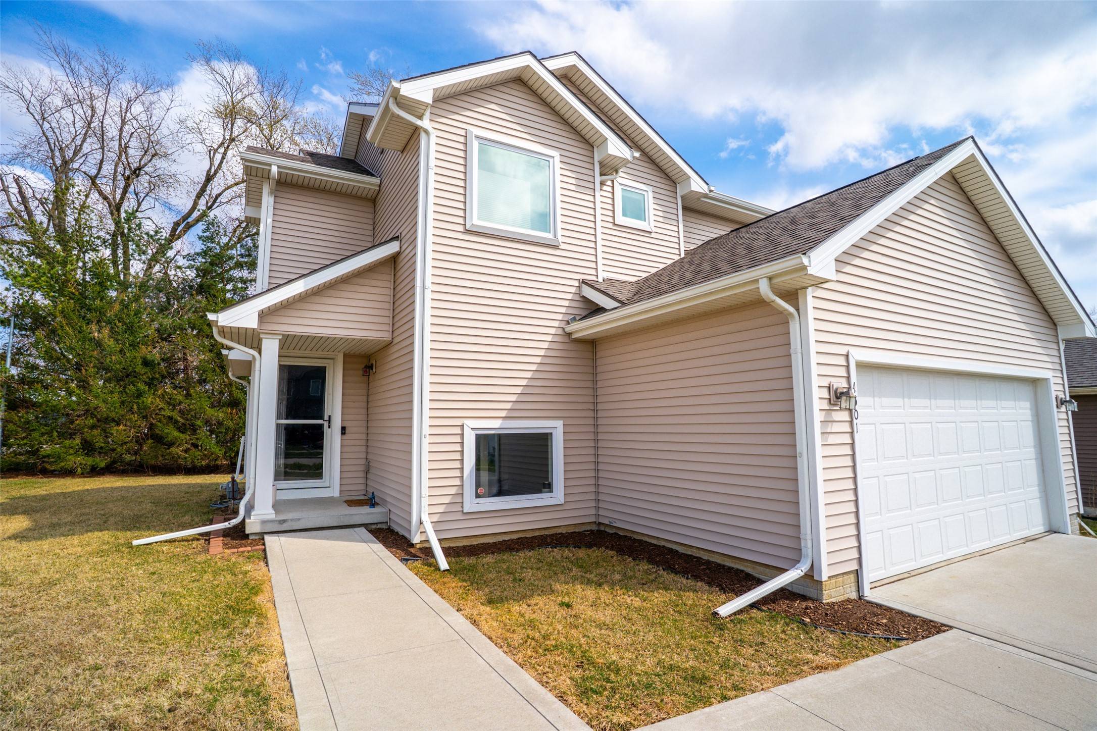 Ankeny, IA 50023,4501 SW Logan Street