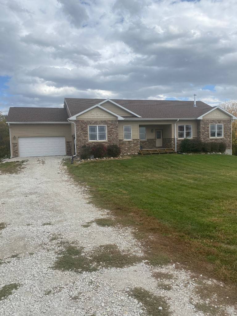 Redfield, IA 50233,16254 310th Trail